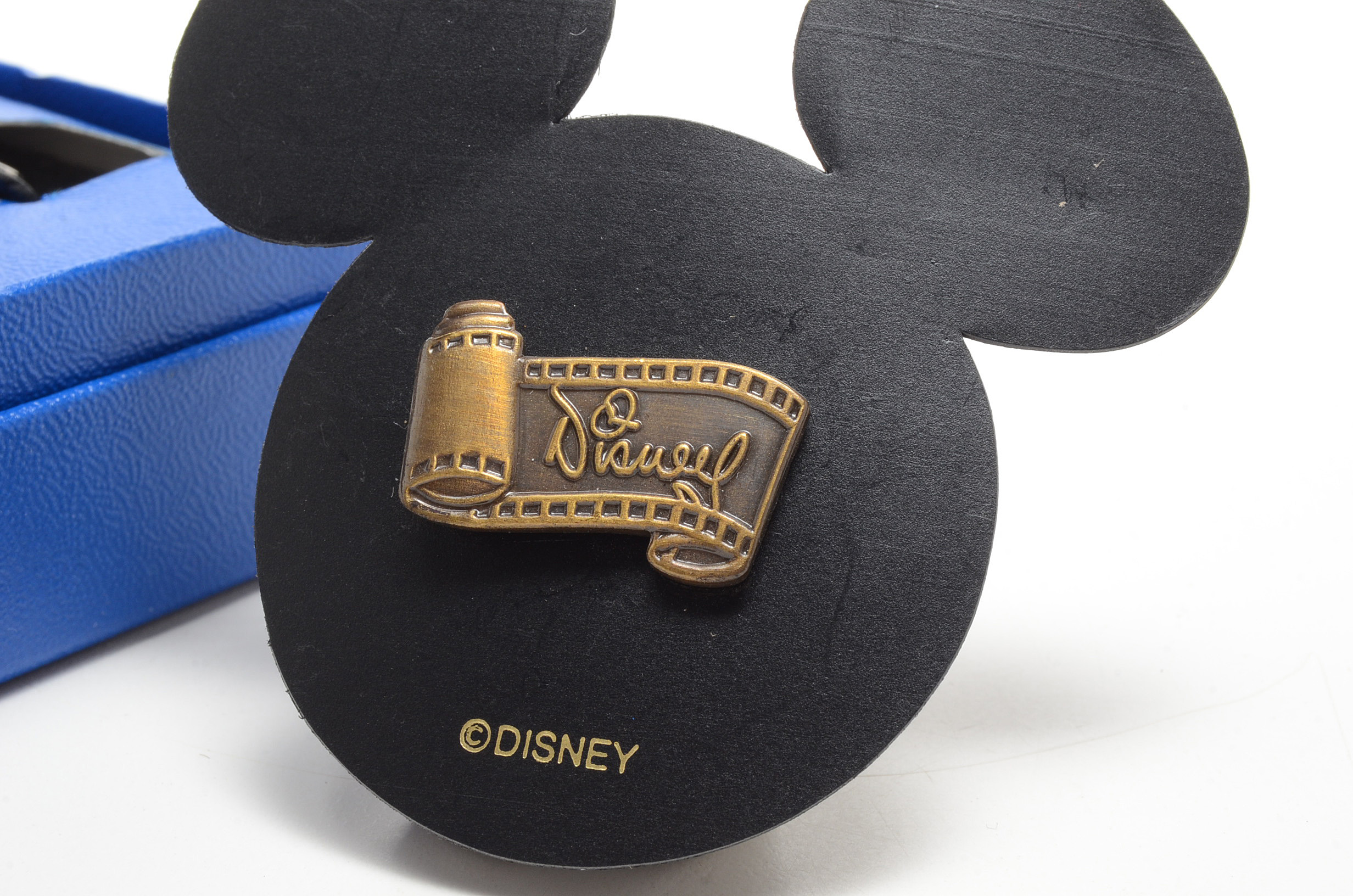 Pedre Mickey Mouse Watch and Disney Pin