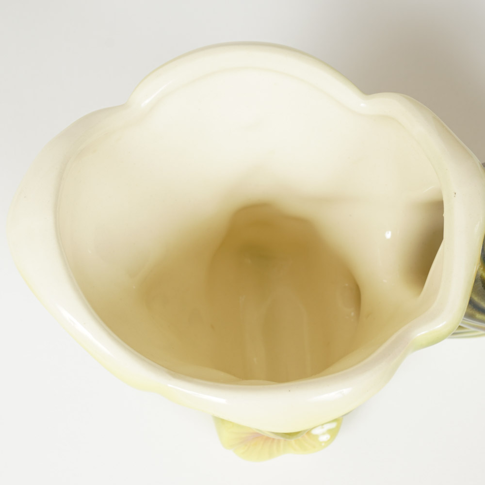 Hull Pottery Figurines