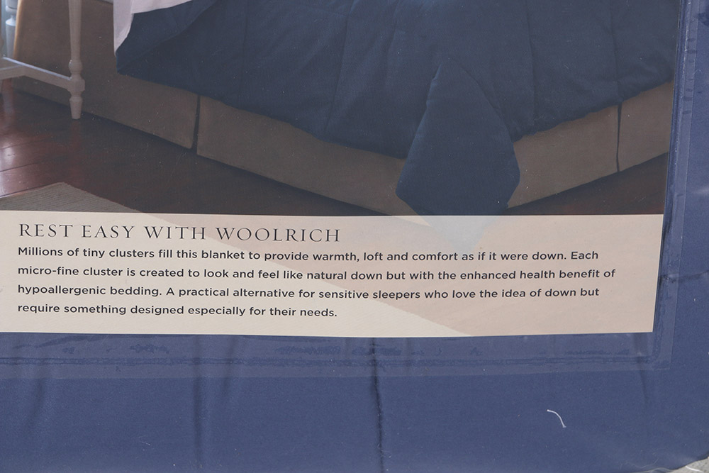 Woolrich Blue Down-Free Twin Sized Comforter