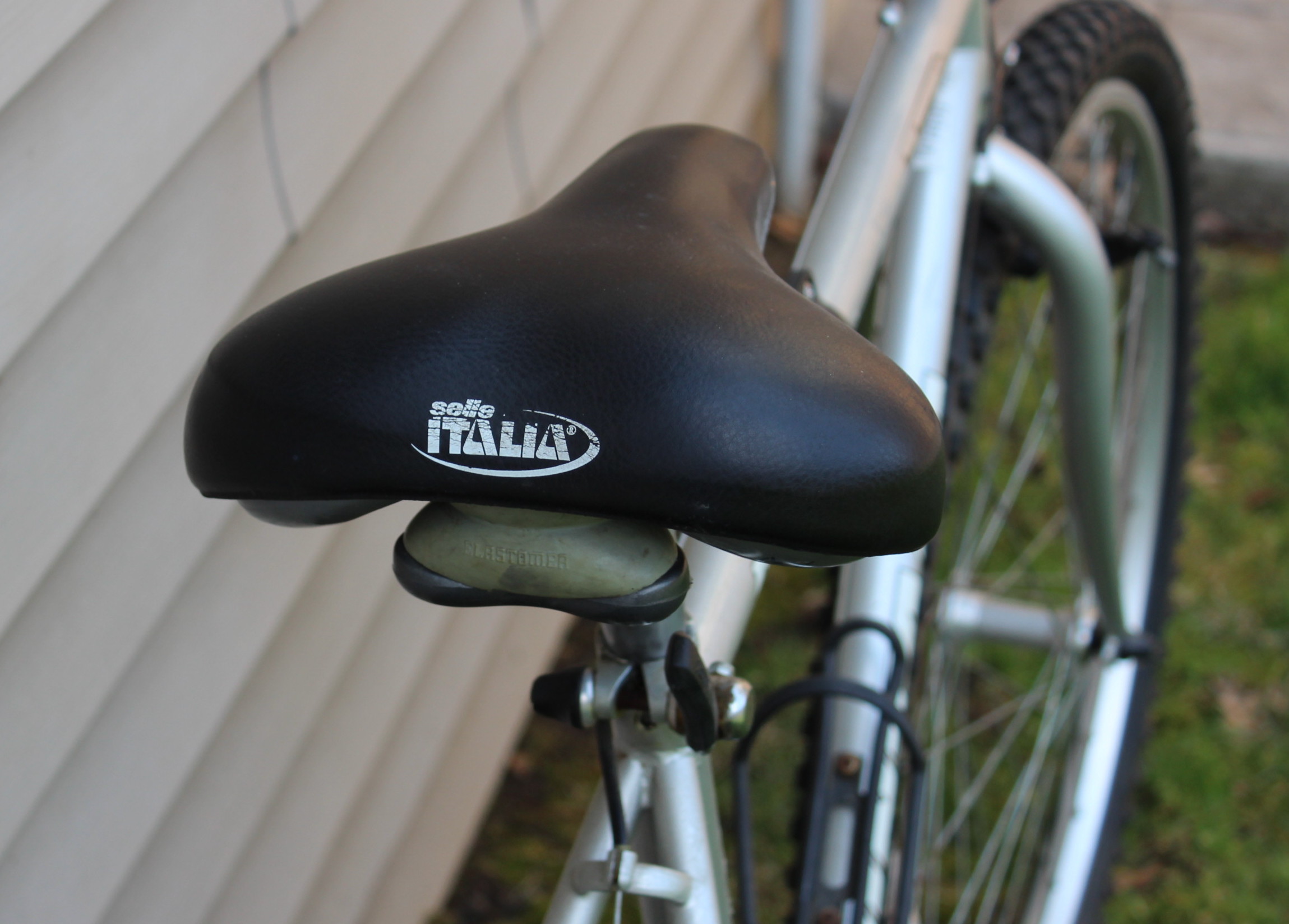 KHS True Temper Montana Sport Bike and Accessories