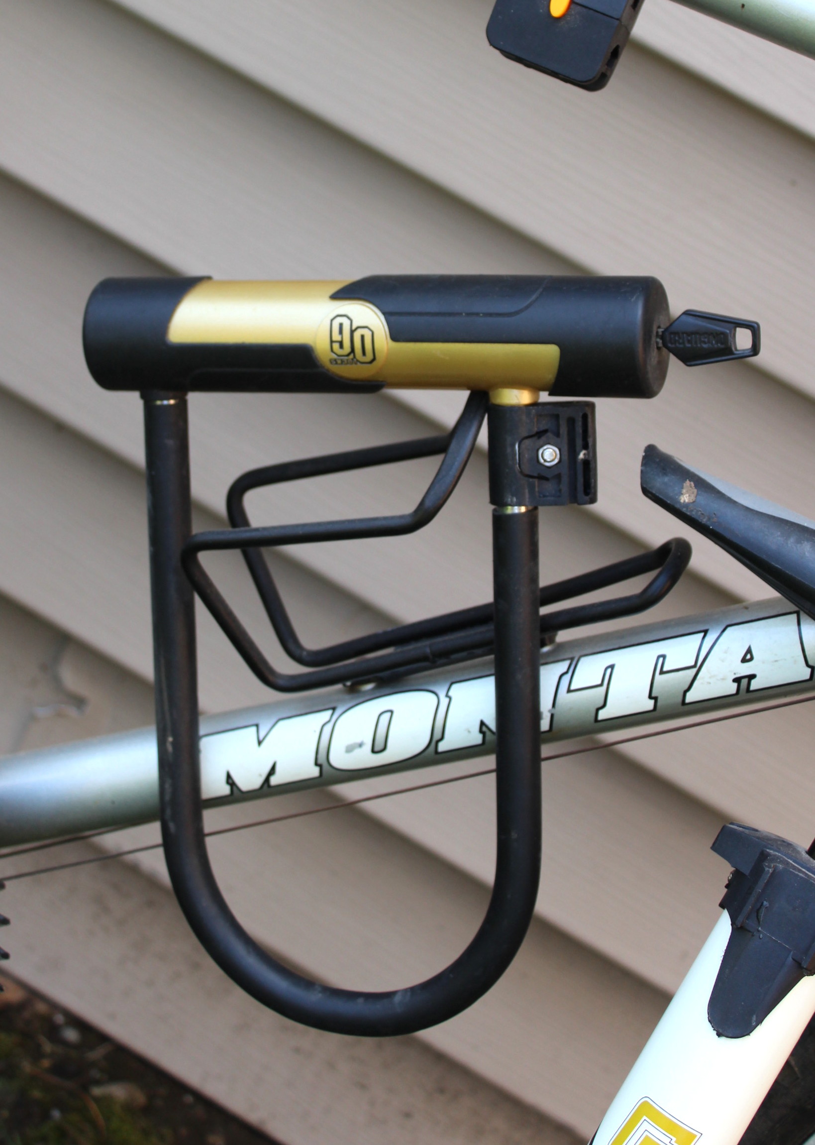 KHS True Temper Montana Sport Bike and Accessories