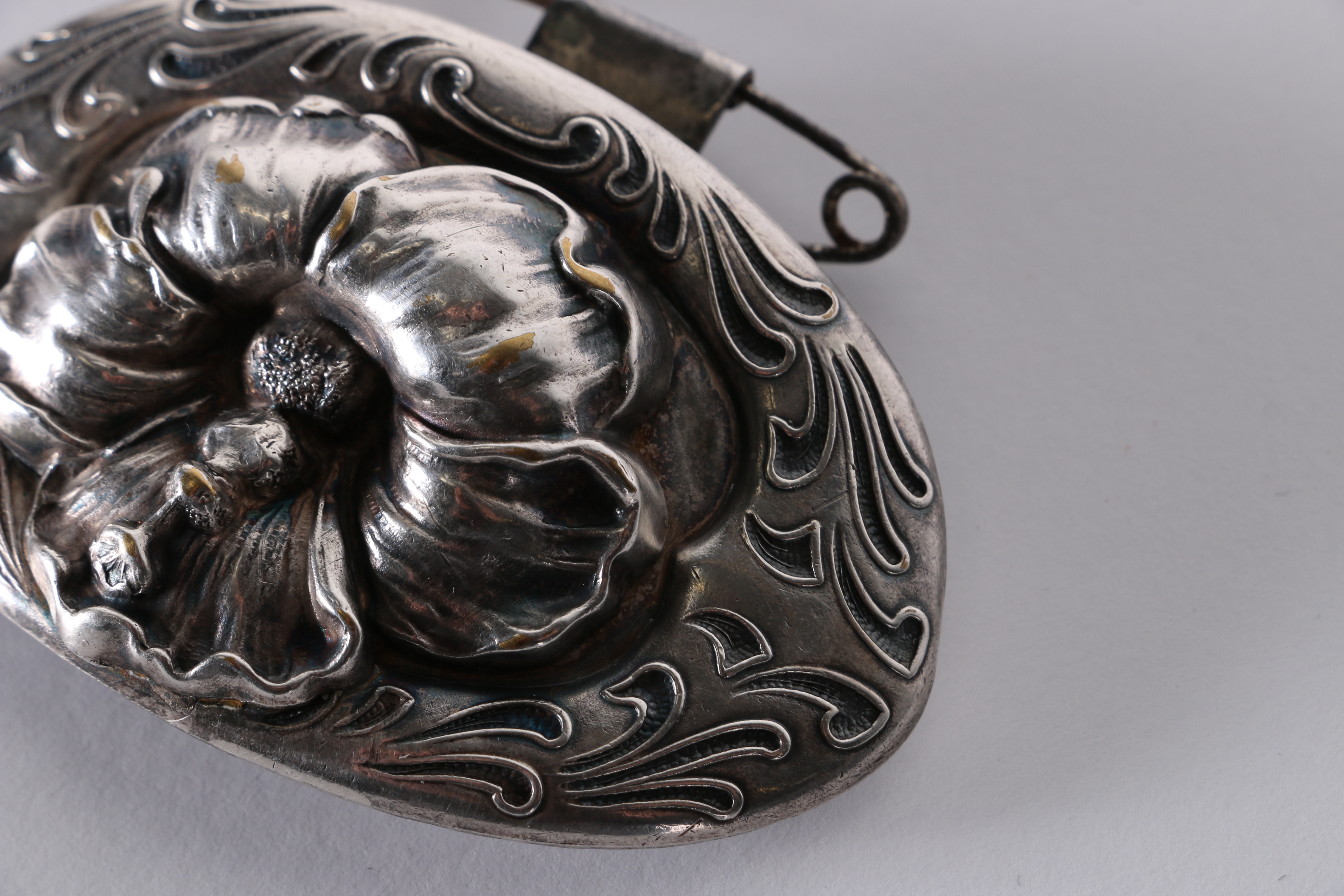 Silver Plate Brooch With Blossom in Deep Relief