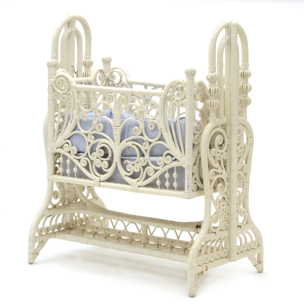 Vintage Victorian Style Wicker Crib