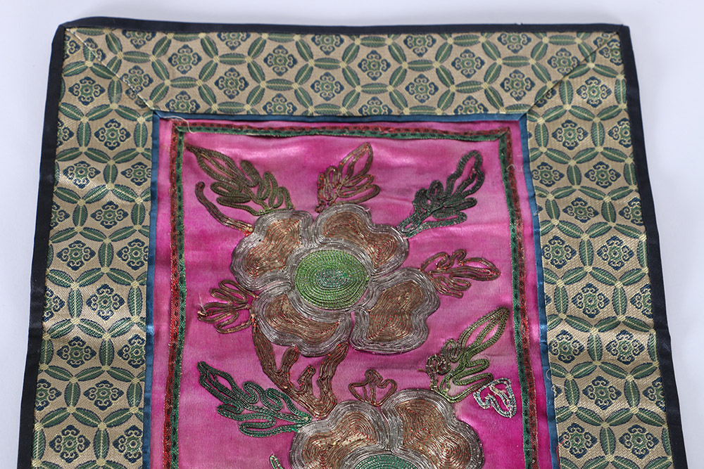 Antique Mandarin Sleeve