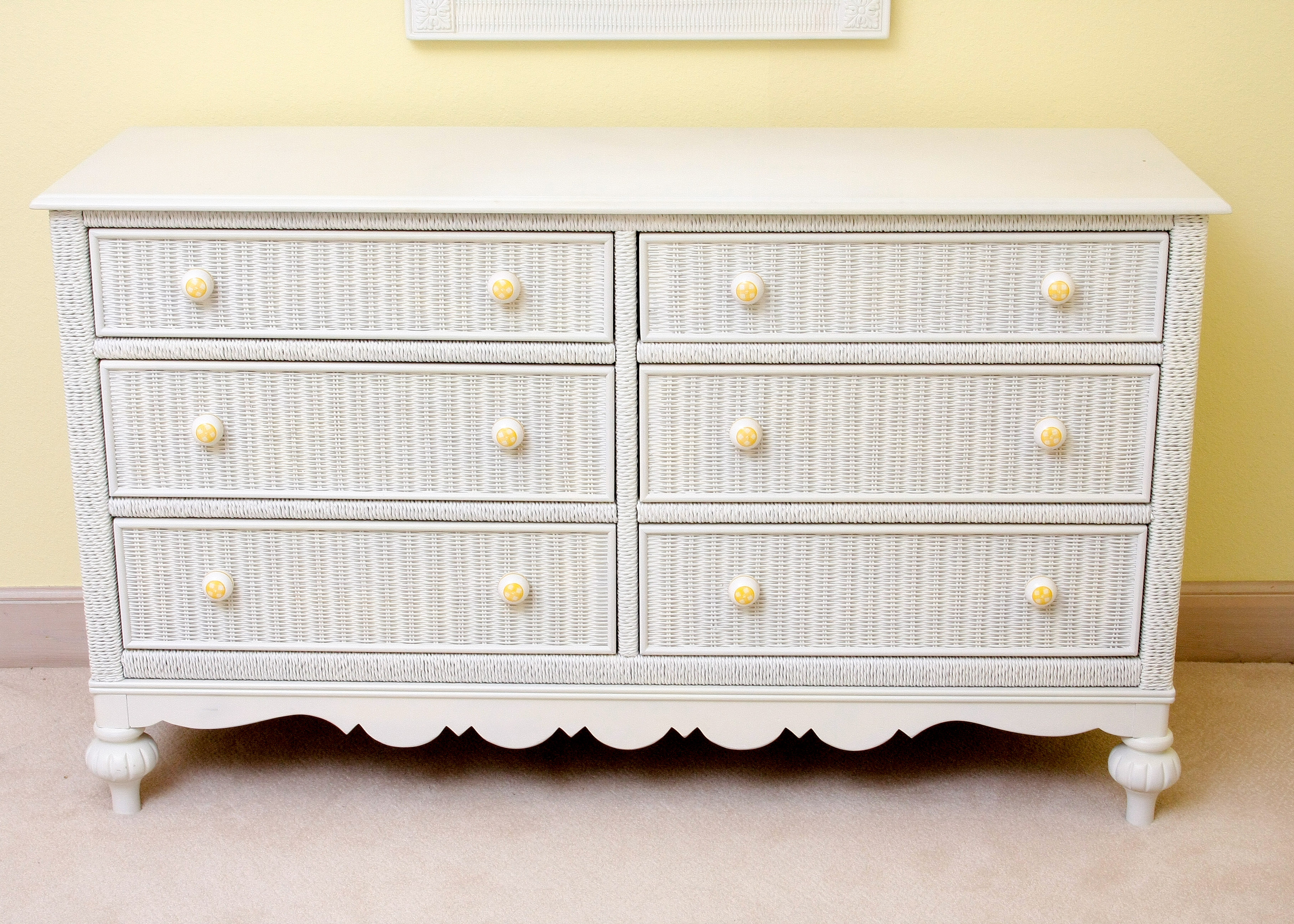 Lexington Furniture White Wicker and Wooden Bedroom Set