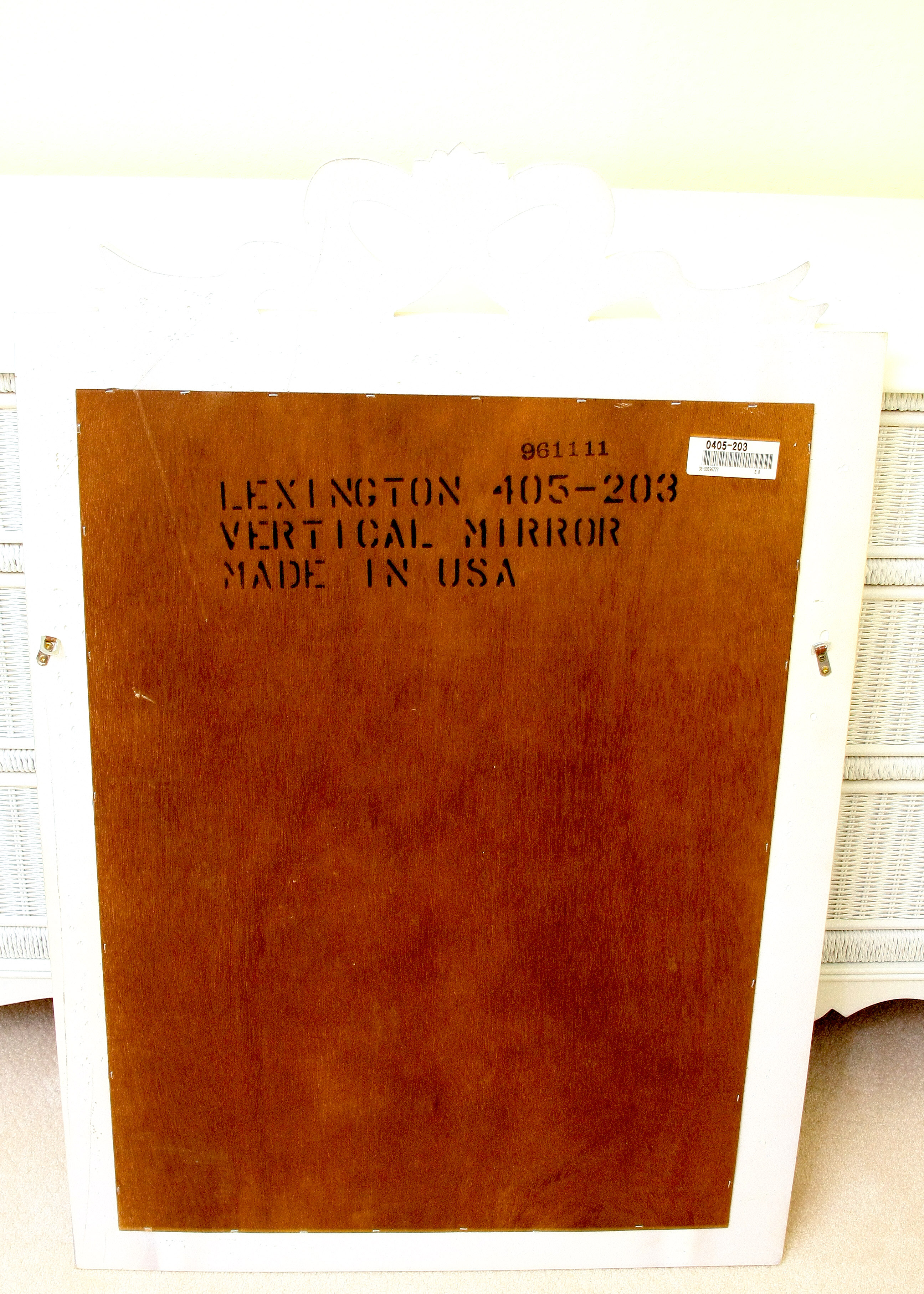 Lexington Furniture White Wicker and Wooden Bedroom Set