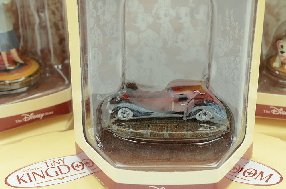 Disney "101 Dalmatians" "Tiny Kingdom" Figurines