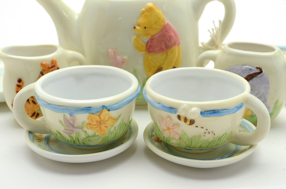 Disney "Classic Pooh" Porcelain Tea Set