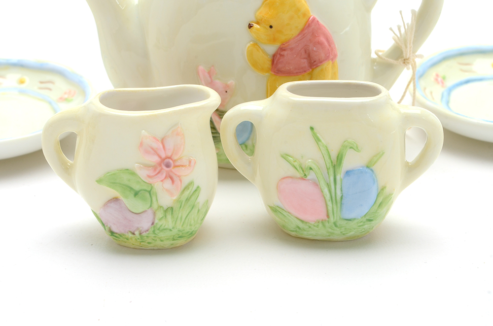 Disney "Classic Pooh" Porcelain Tea Set