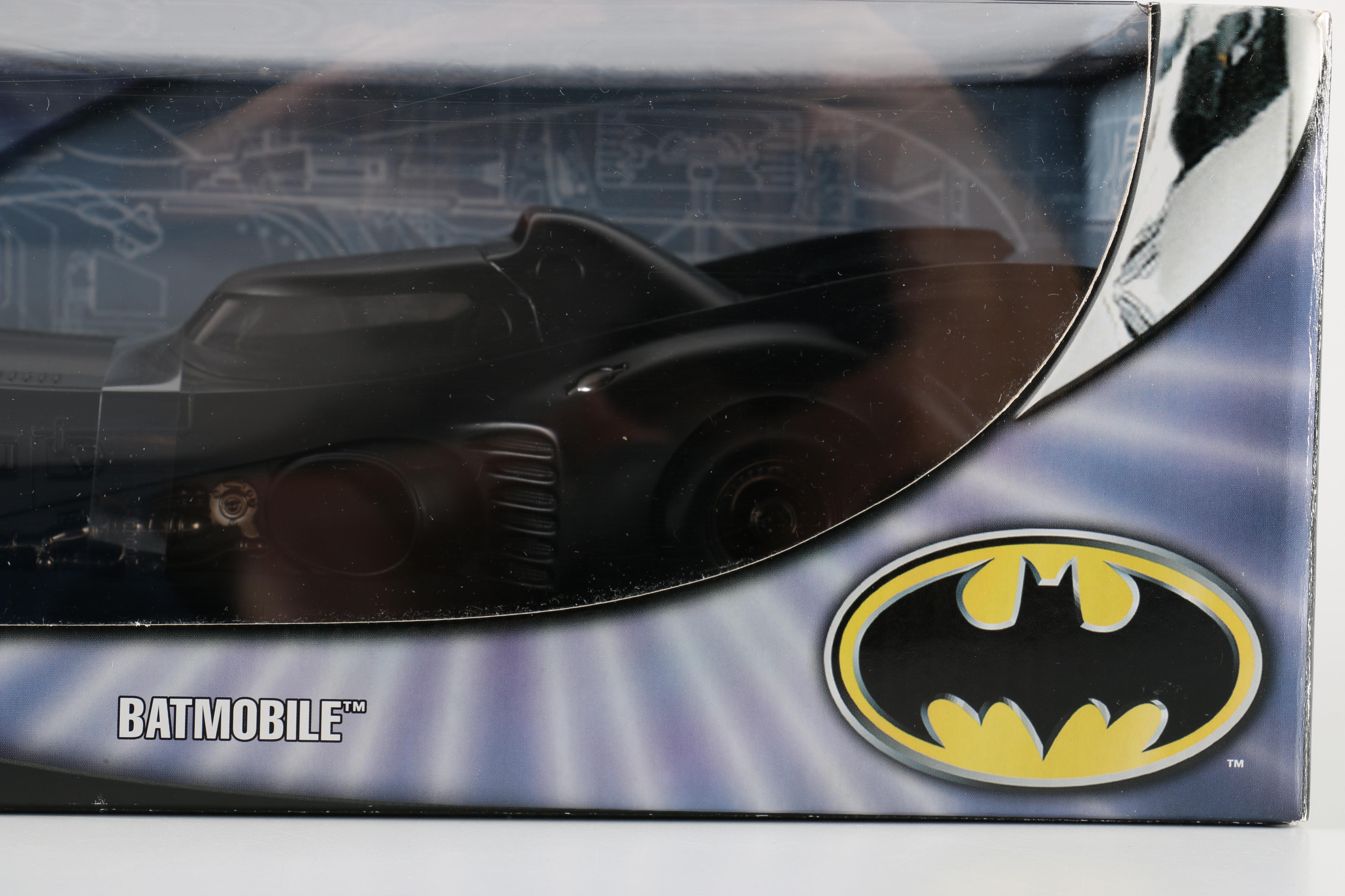 Hot Wheels 1:18 Scale Bat Mobile