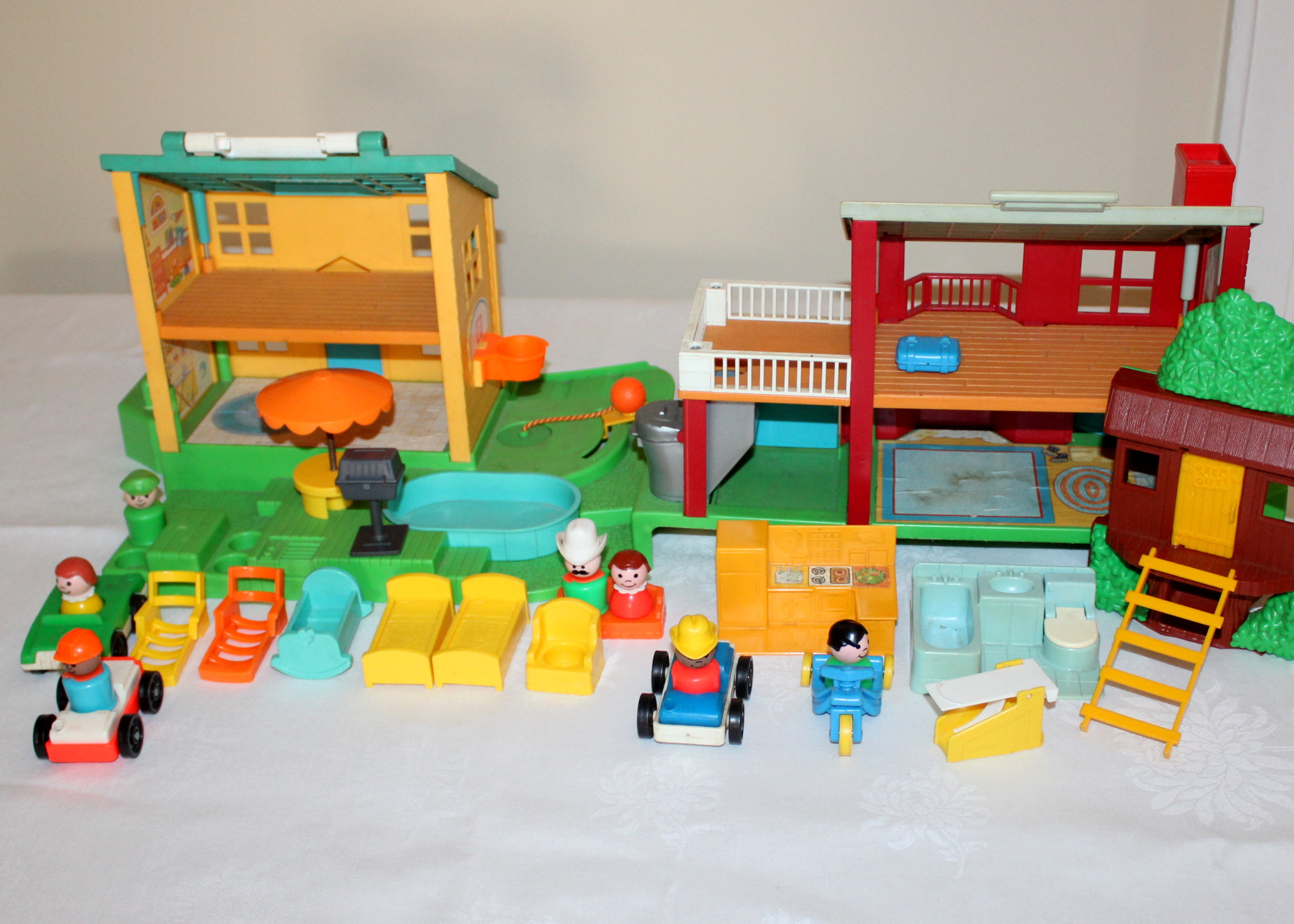 Vintage Fisher Price Little People Toys