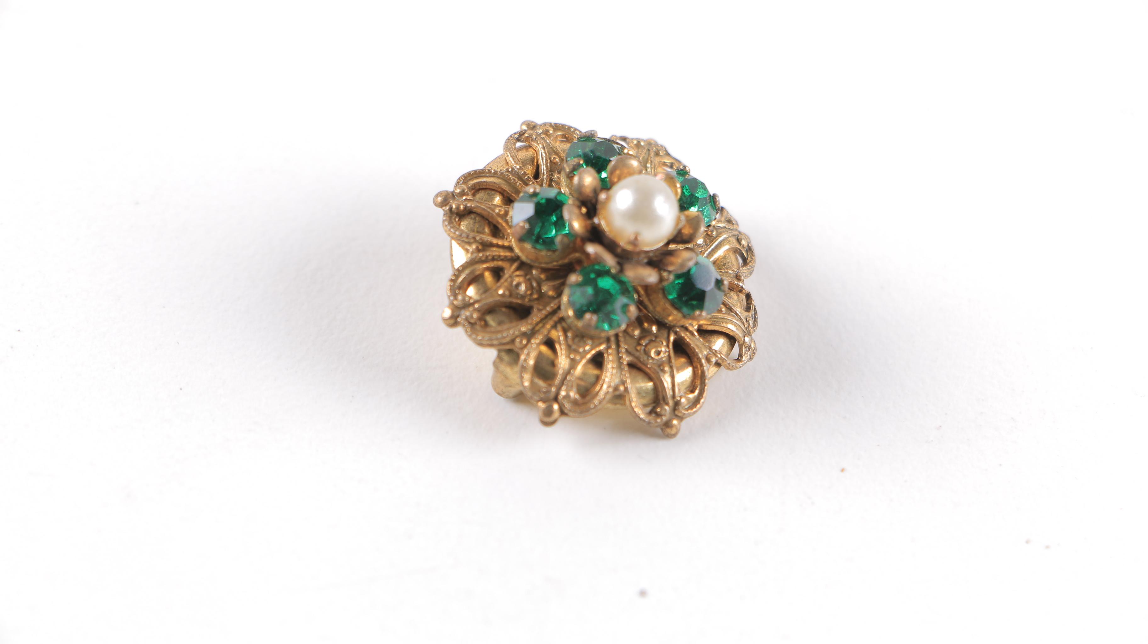 Vintage Costume Jewelry