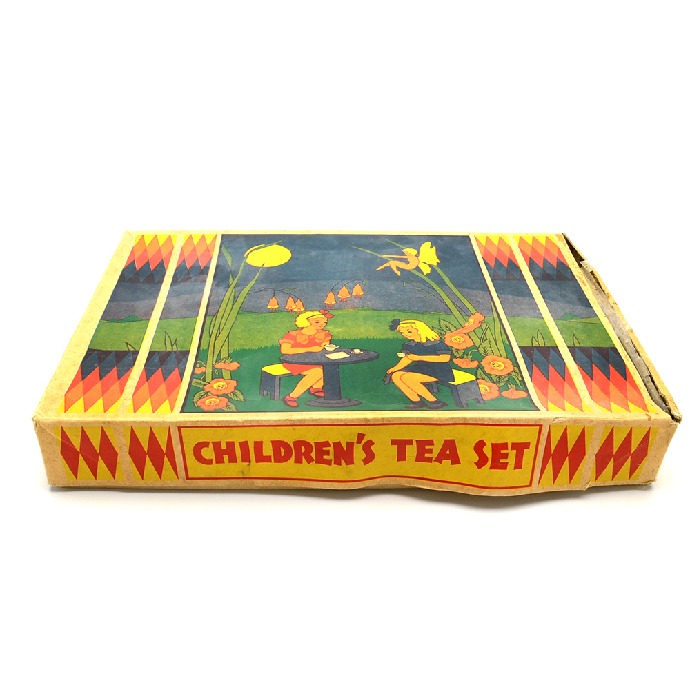 Circa 1930s Ohio Art Co. Tin Litho Tea Set