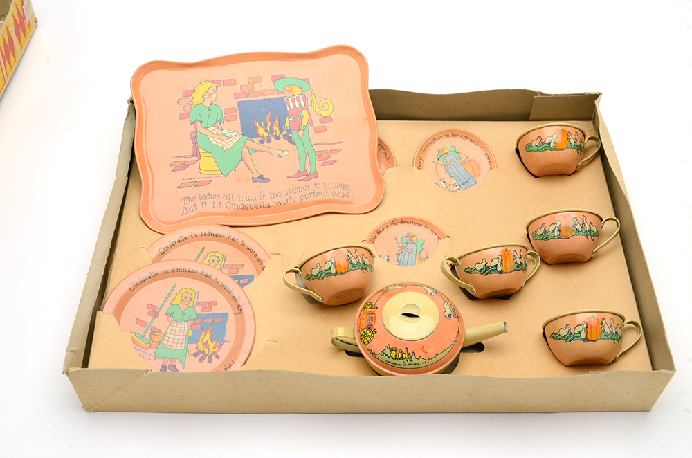 Circa 1930s Ohio Art Co. Tin Litho Tea Set