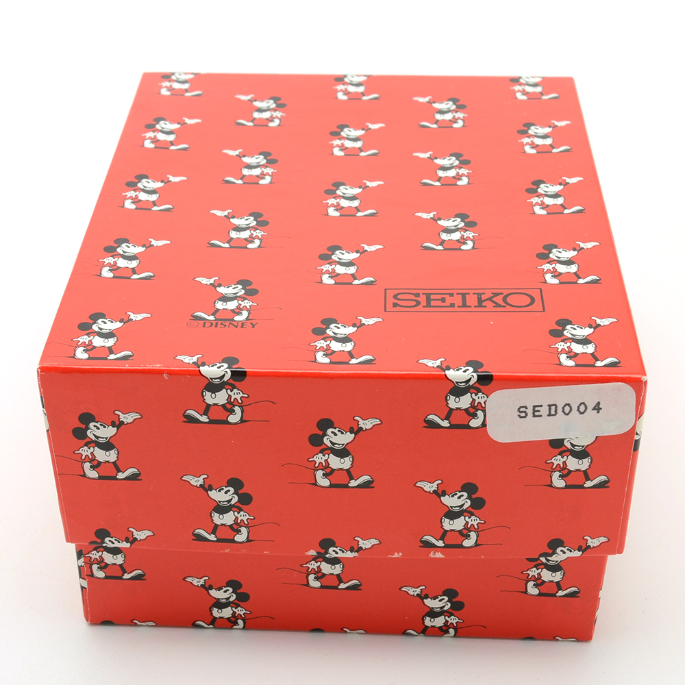 Disneyland's Club 33 Watch