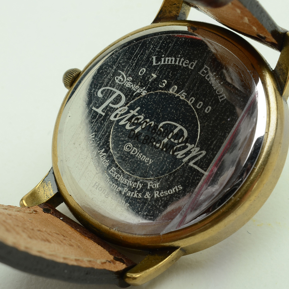 Disney's "Peter Pan" Lunch Box Series Watch and Tinker Bell Pin