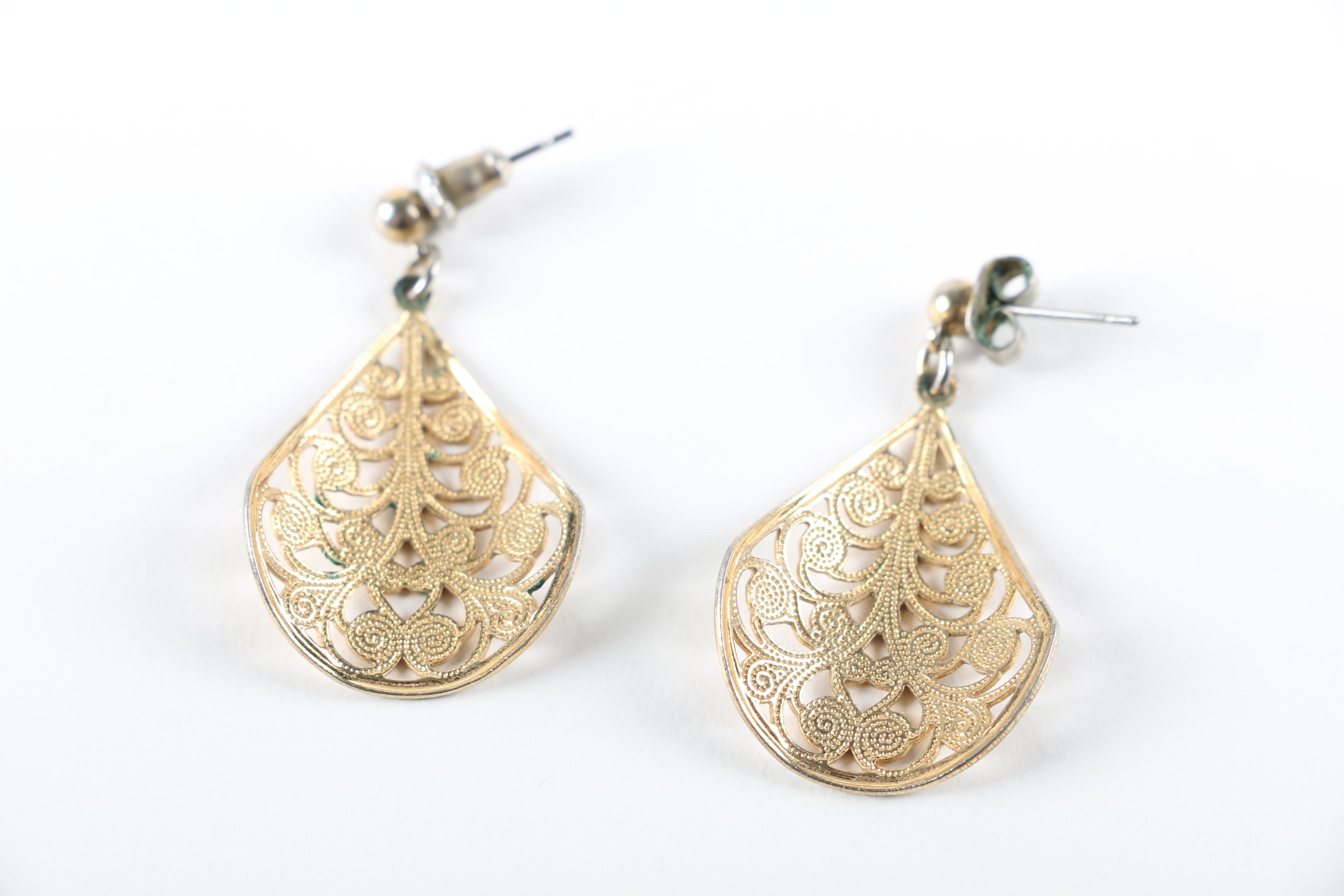 Gold Tone Bracelet and Earrings