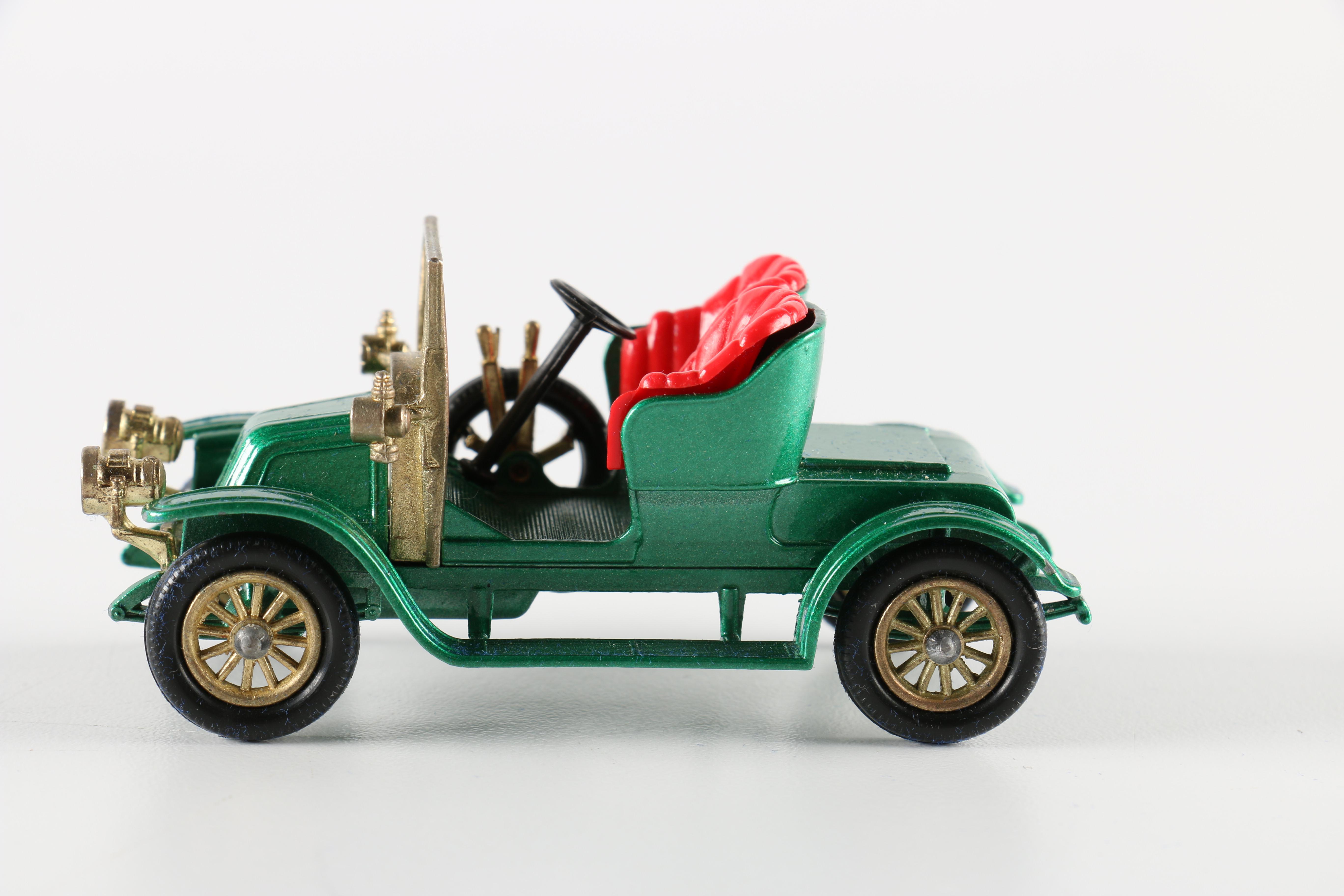 Matchbox "Models of Yesteryear" Die-Cast Cars in Case Circa 1969