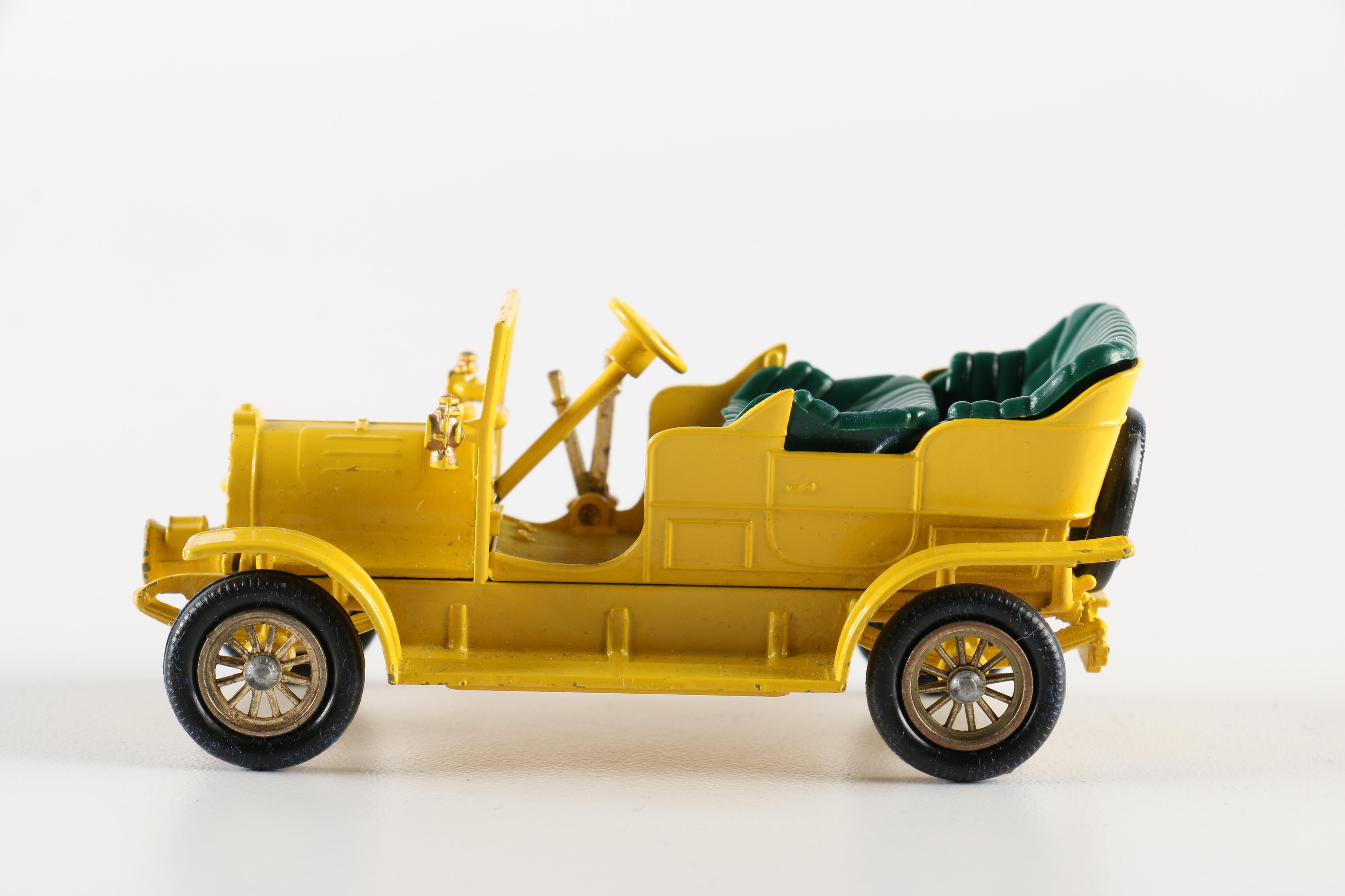 Matchbox "Models of Yesteryear" Die-Cast Cars in Case Circa 1969