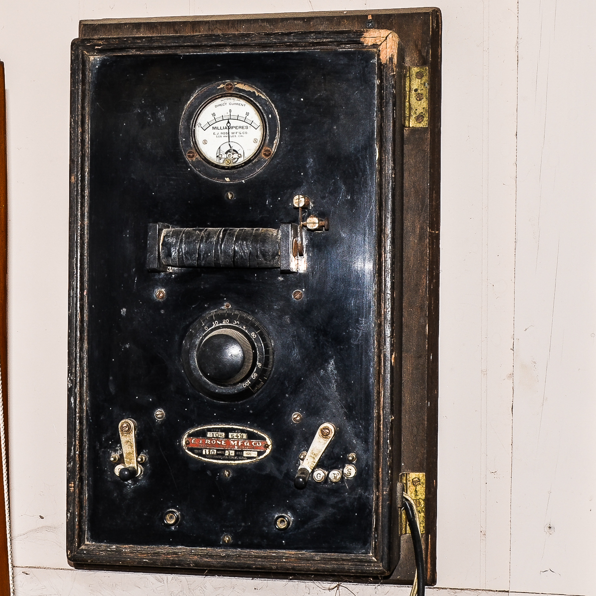 Antique Medical Electroshock Therapy Machine