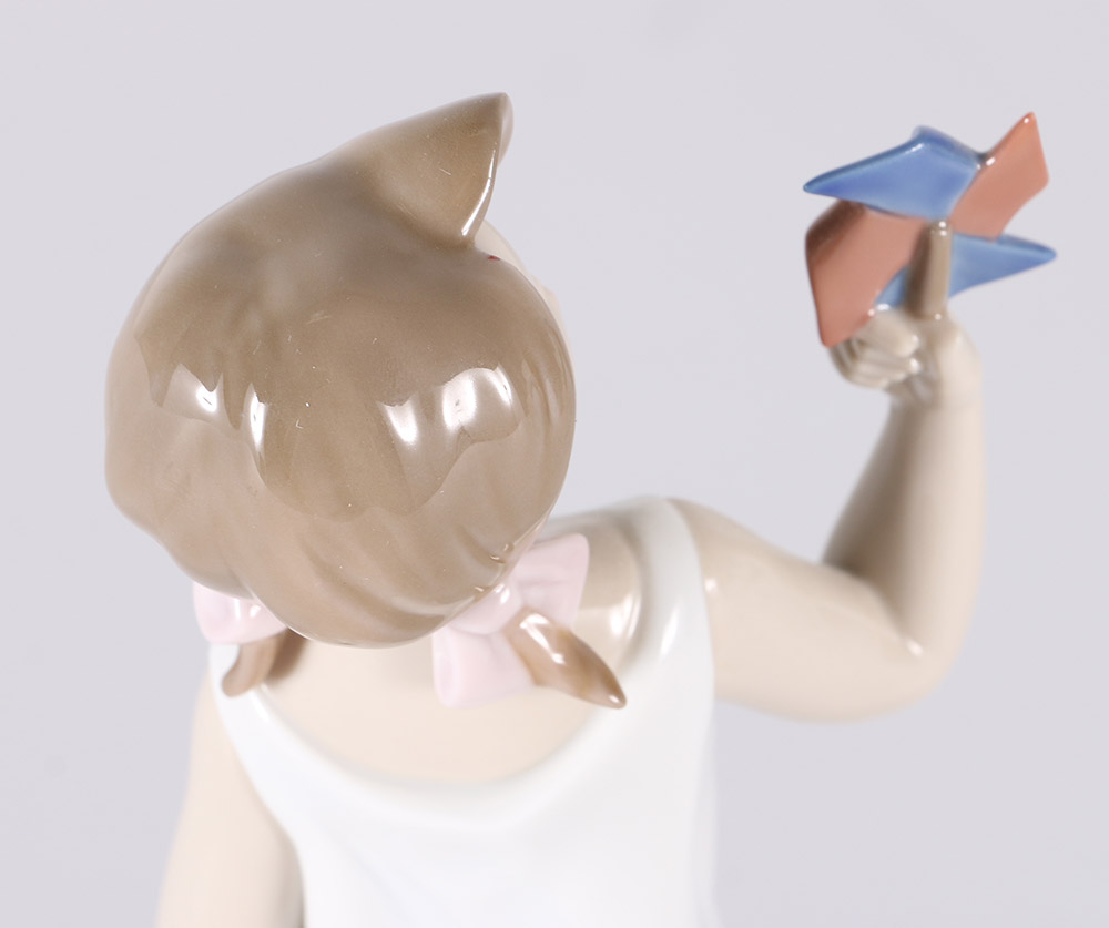 1997 Lladró "Pretty Pinwheel" Hand Painted Porcelain Figurine