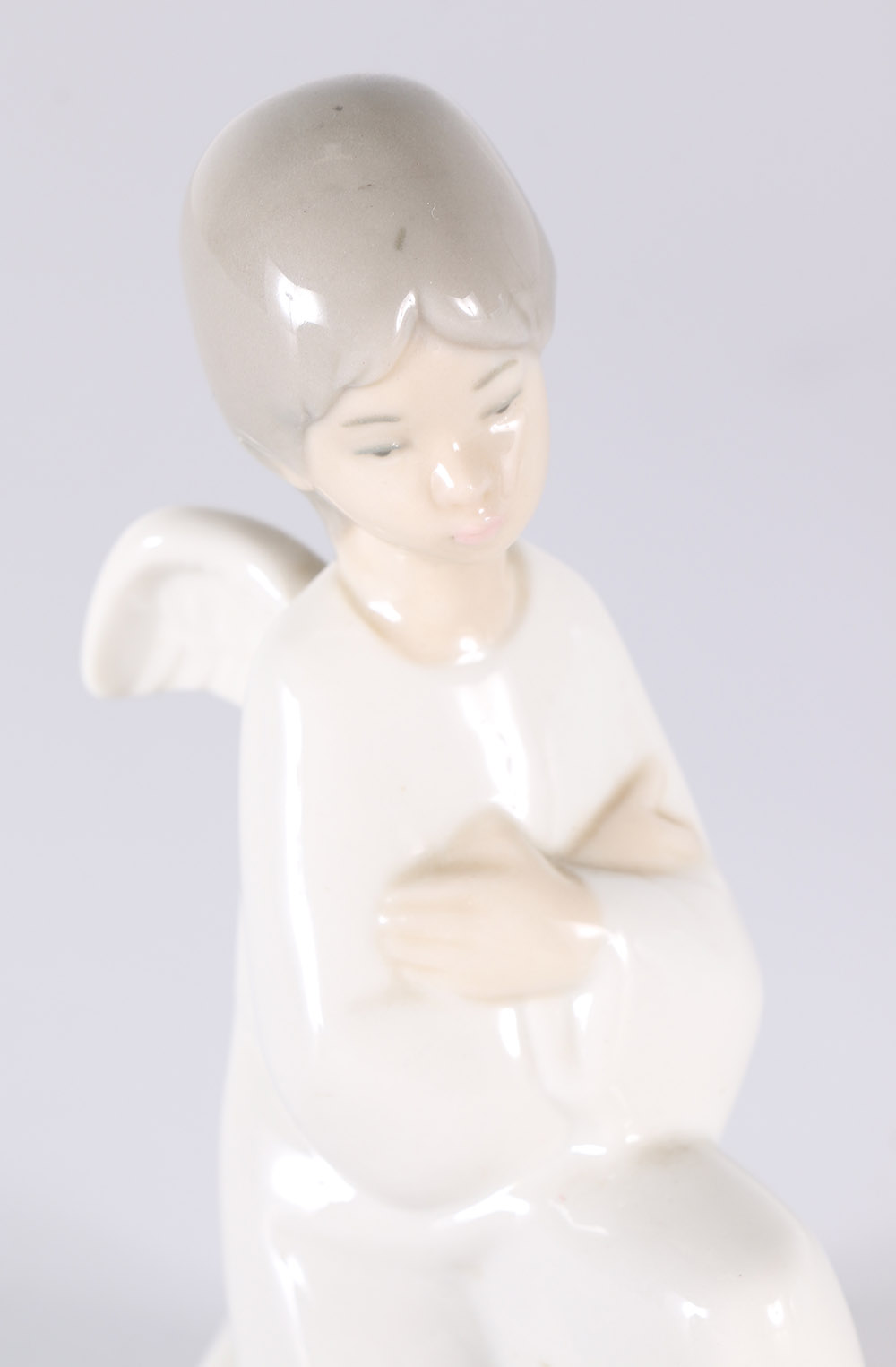 Nao by Lladró Kneeling Angel Figurine
