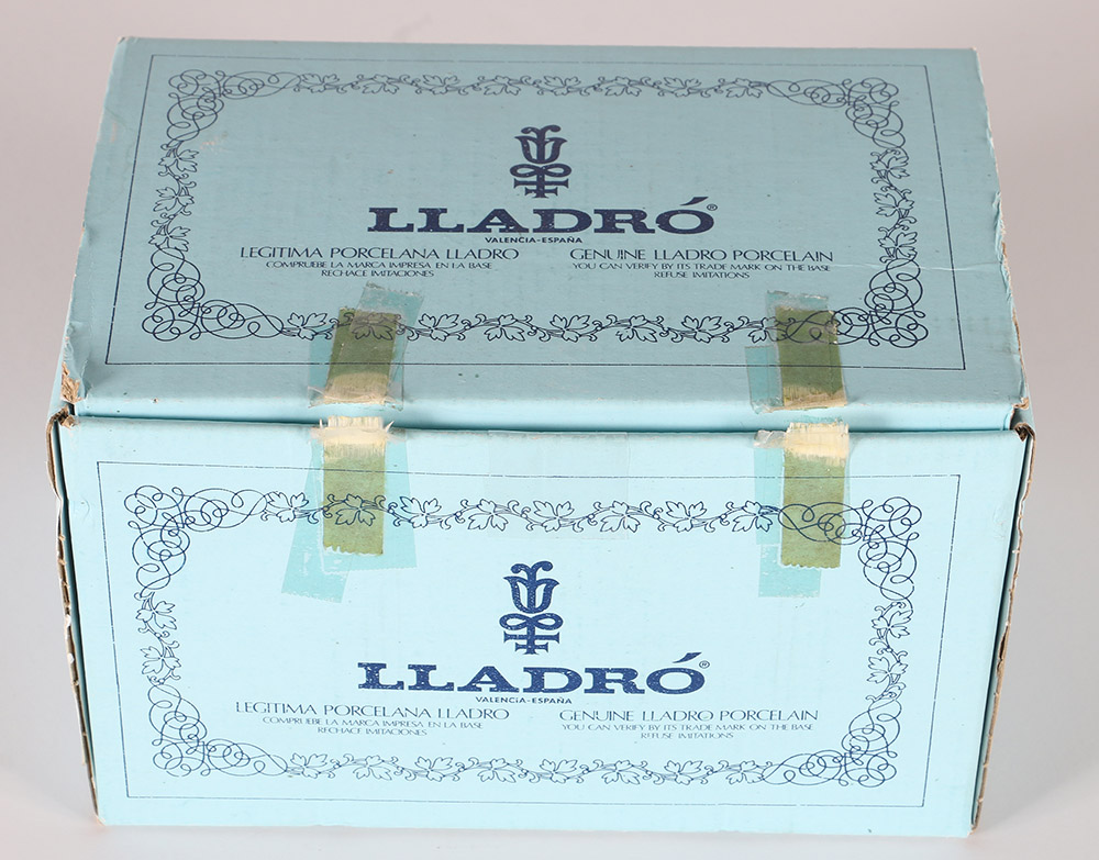 Lladró "Pierrot With Puppy" Porcelain Figurine