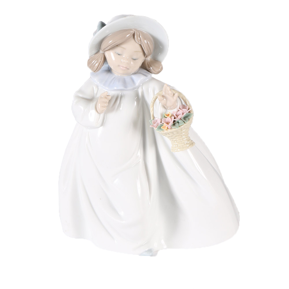 Lladró "Dreams" Porcelain Figurine