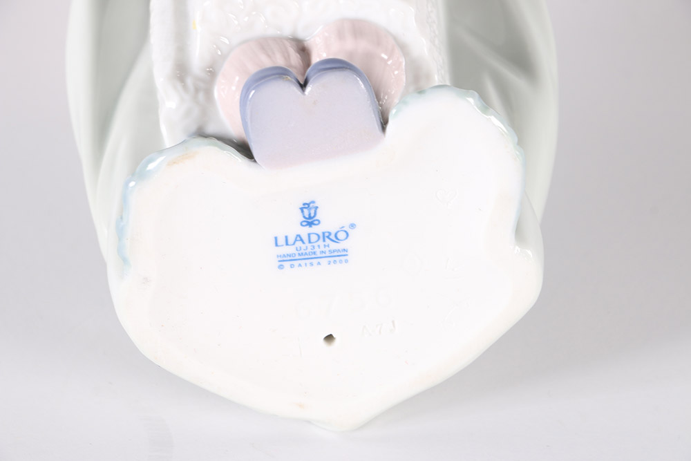 Lladró "Bountiful Blossoms" Porcelain Figurine