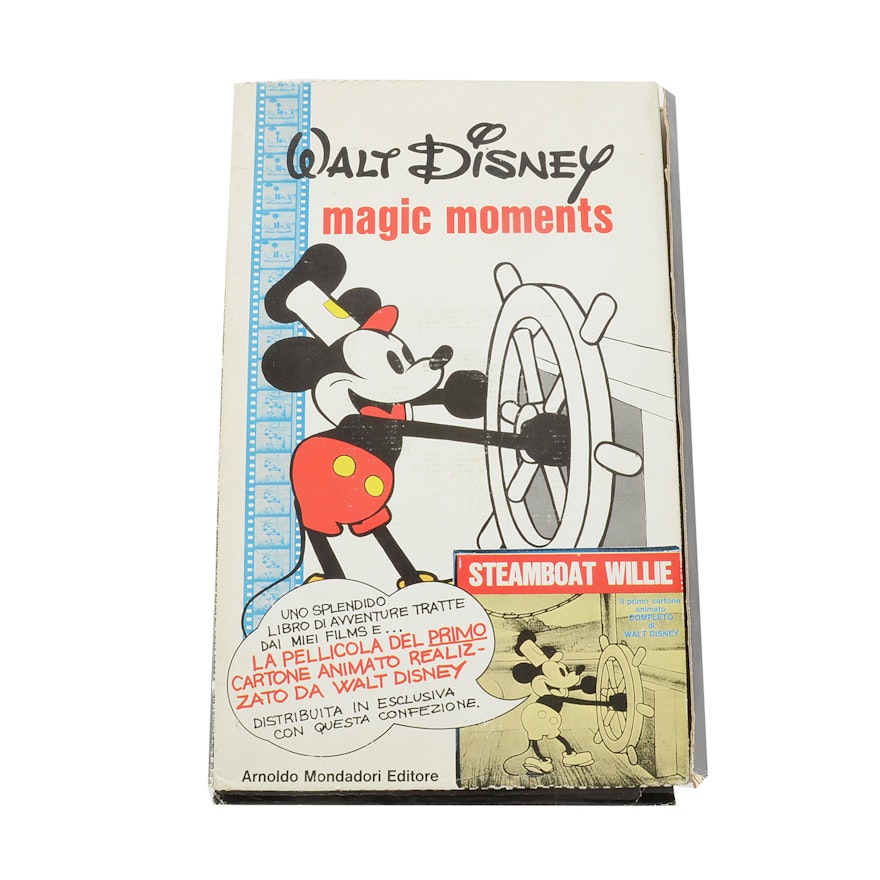Italian "Walt Disney Magic Moments: Steamboat Willie" Book and Super 8 Film