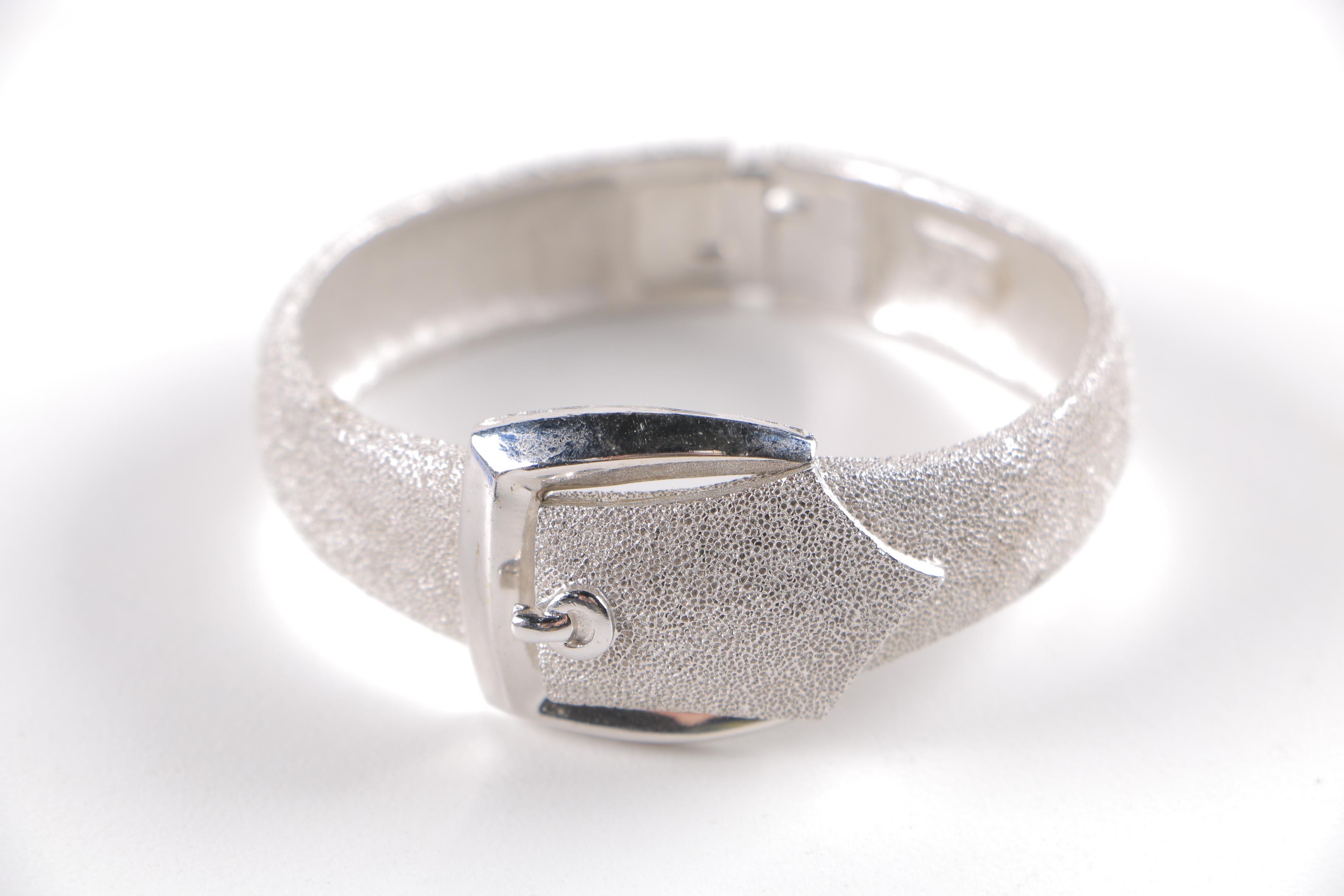 Vintage Costume Jewelry Including Trifari