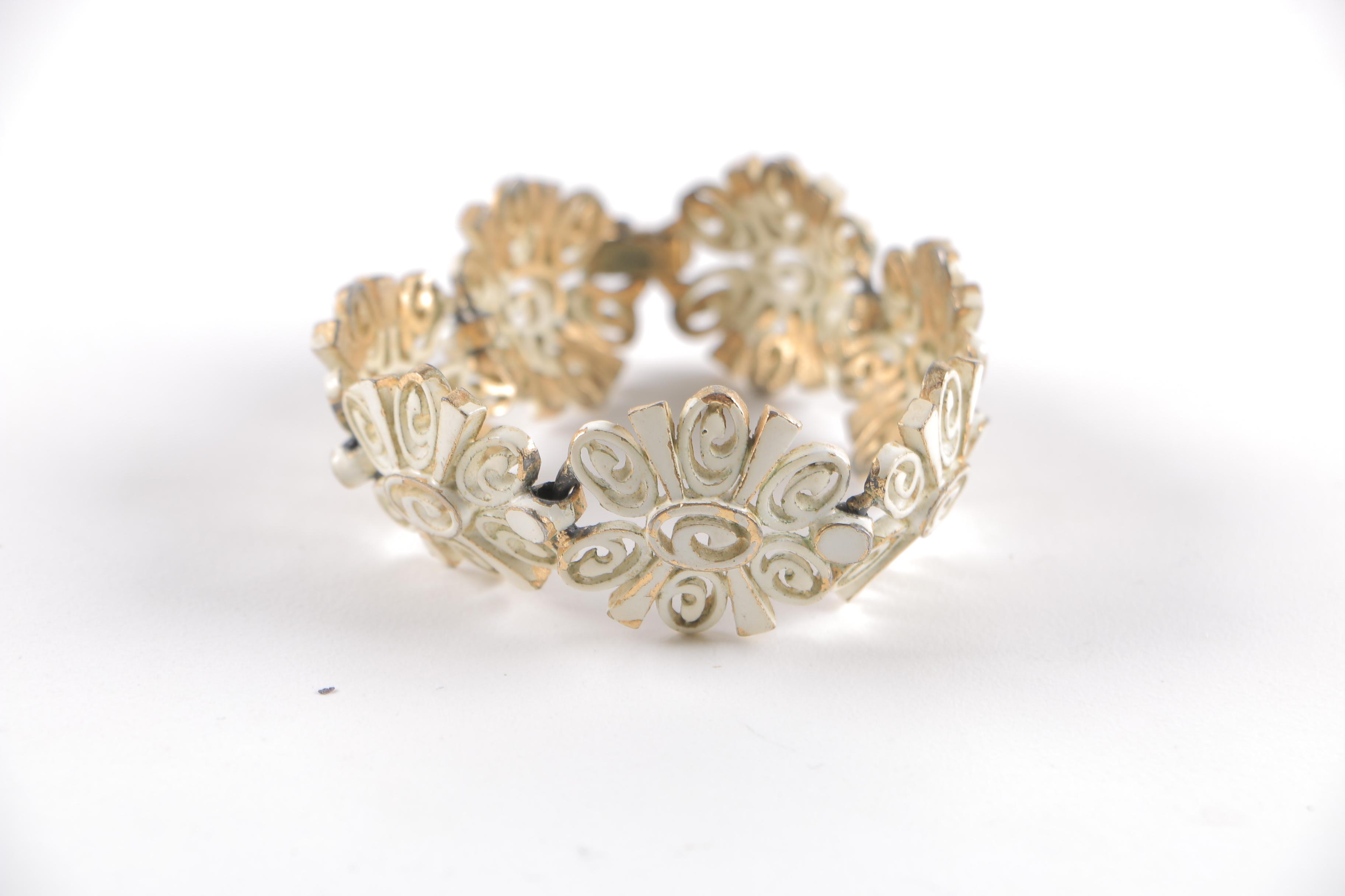 Vintage Costume Jewelry Including Trifari