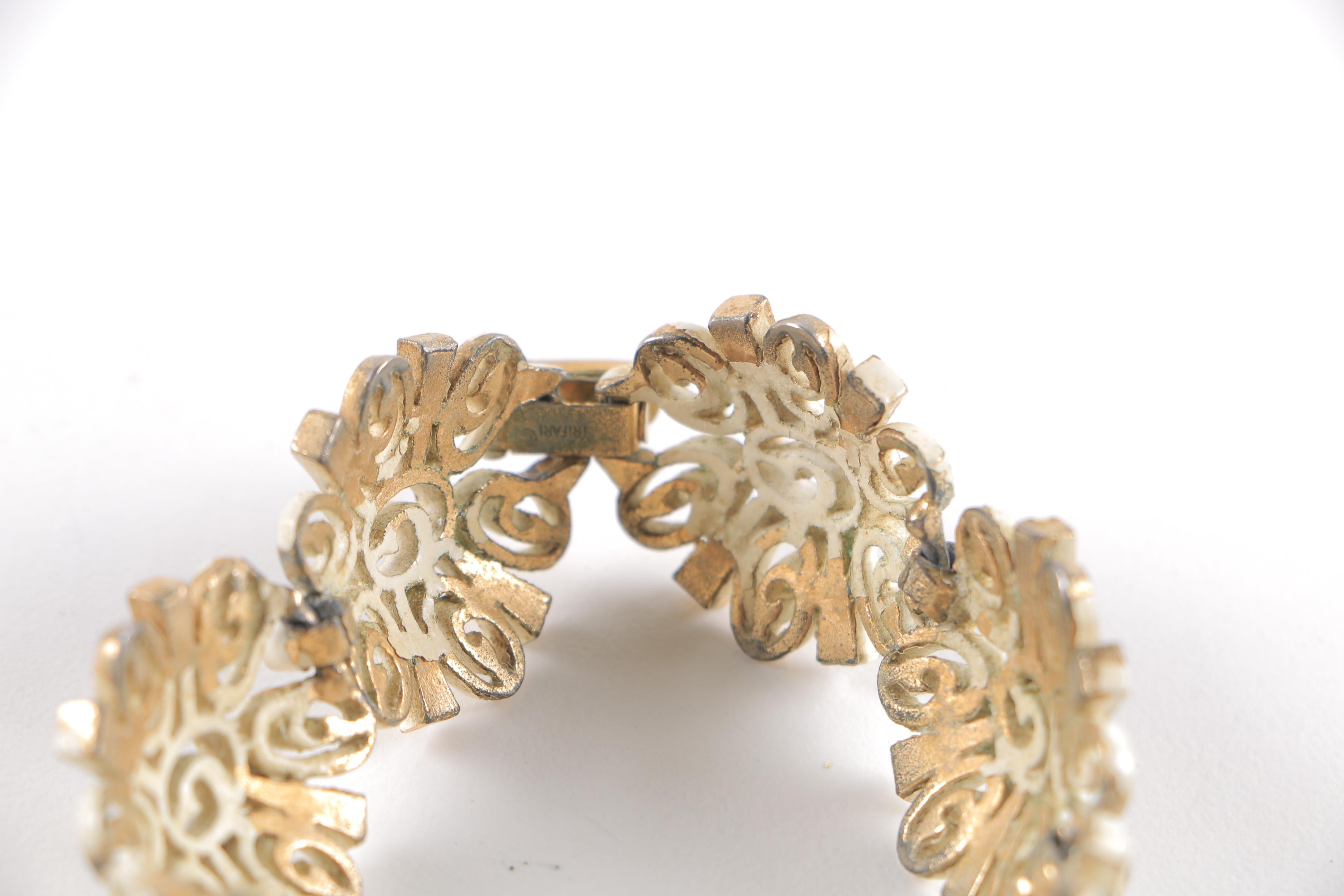 Vintage Costume Jewelry Including Trifari