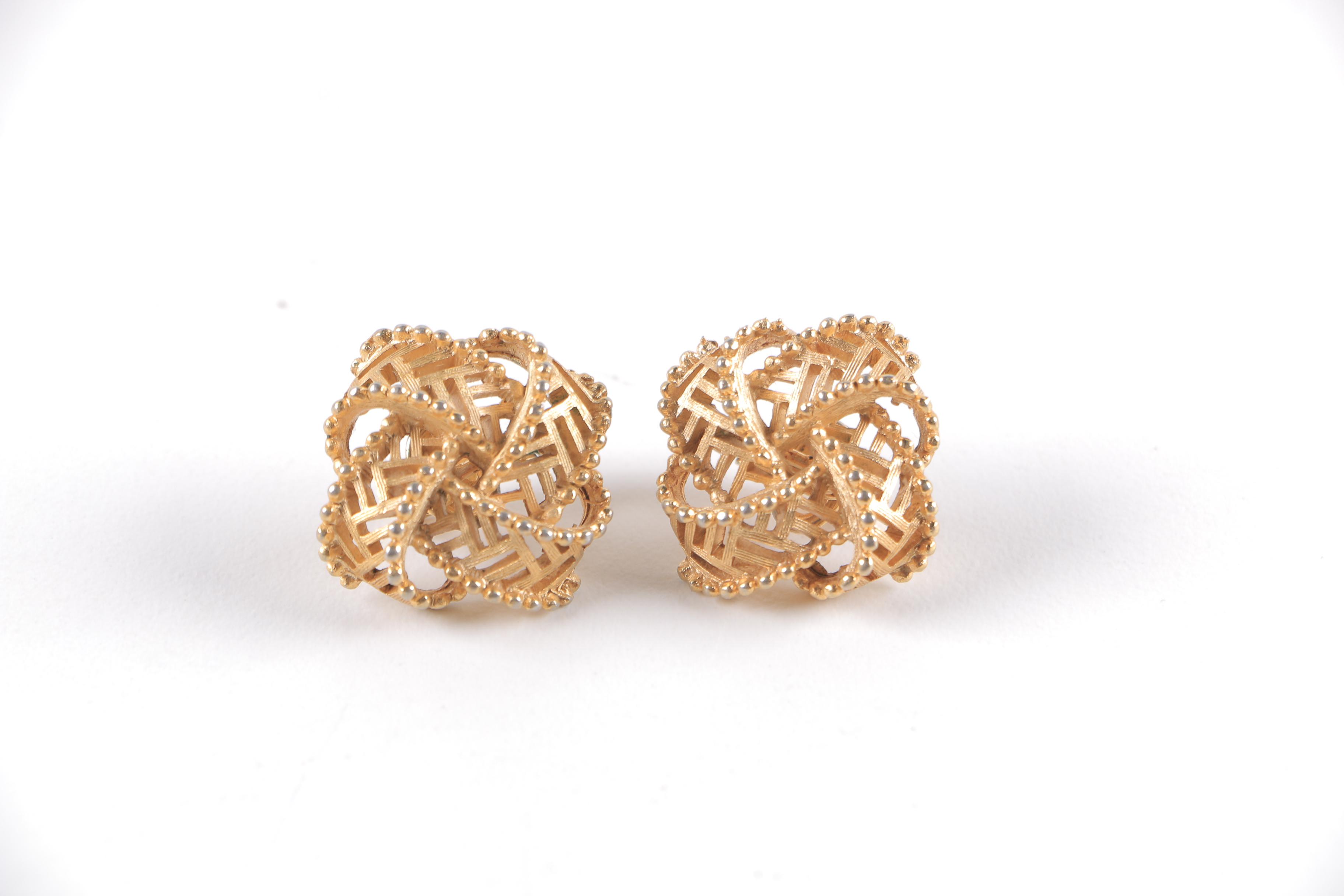 Vintage Costume Jewelry Including Trifari