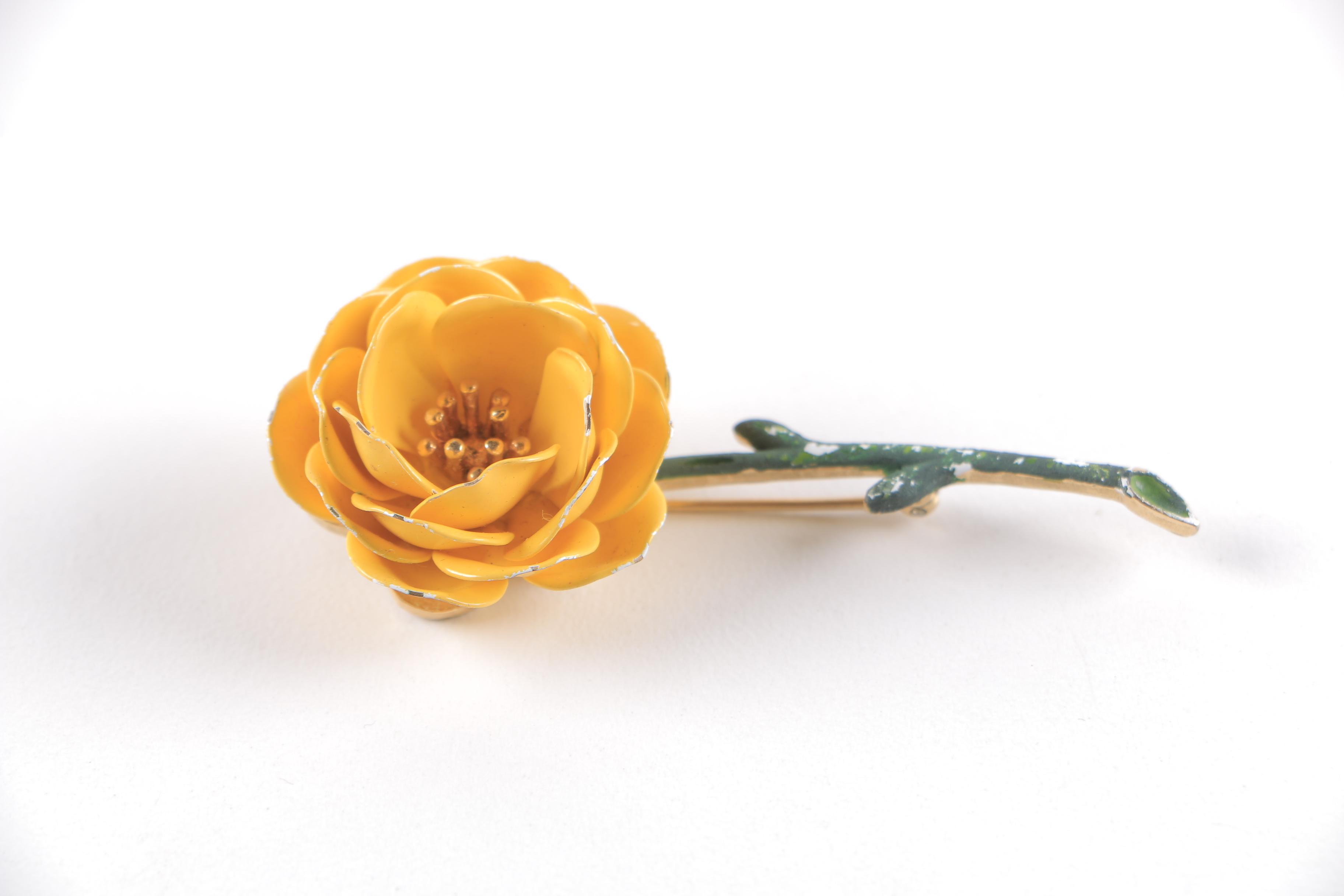 Vintage Costume Jewelry Including Trifari