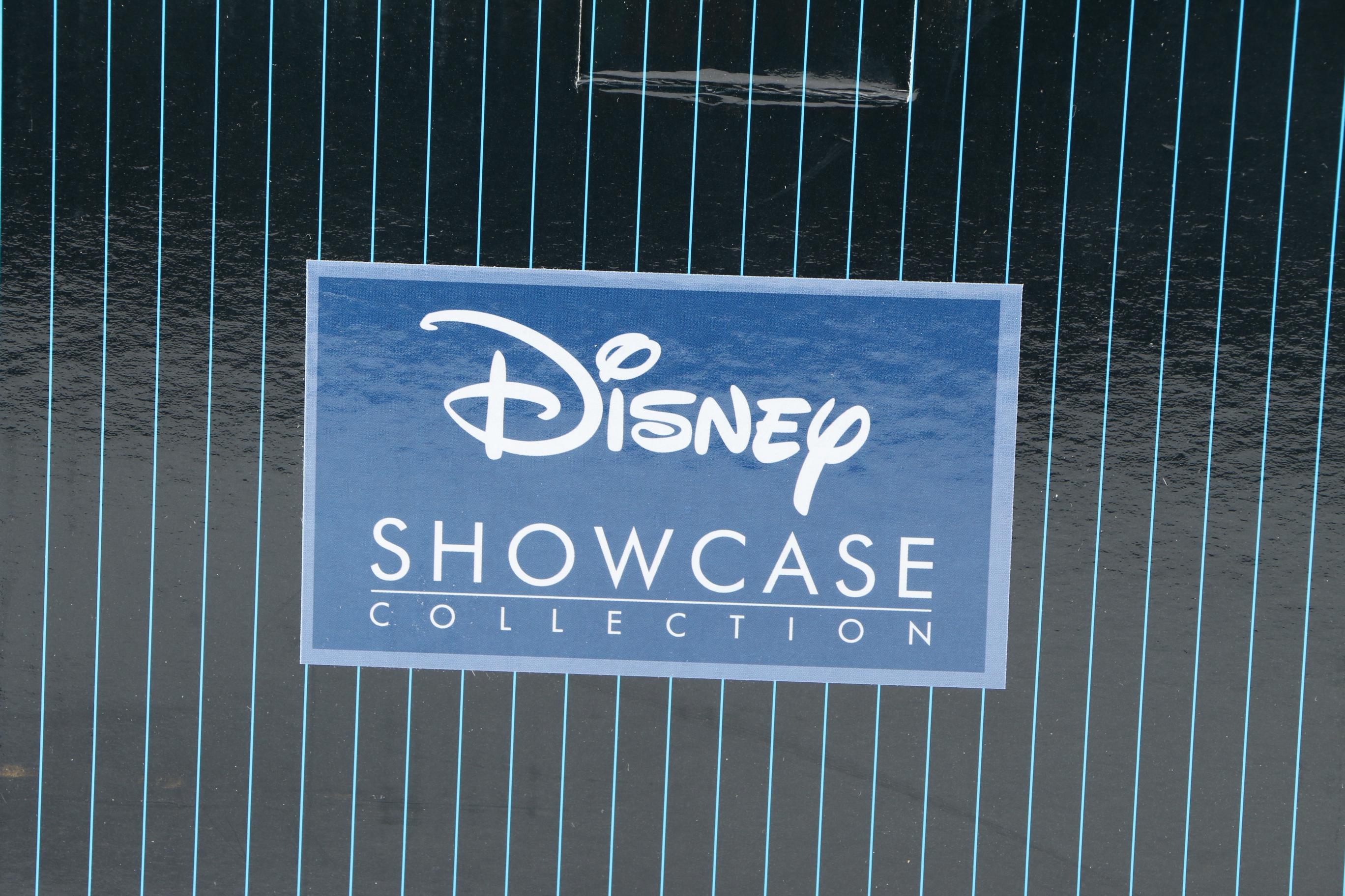 Enesco Disney "Showcase Collection" Figurines, Including "Frozen" and Evil Queens