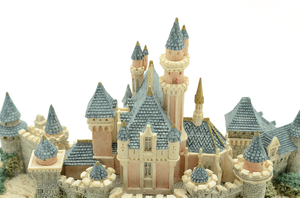 Walt Disney 1993 "Sleeping Beauty Castle"