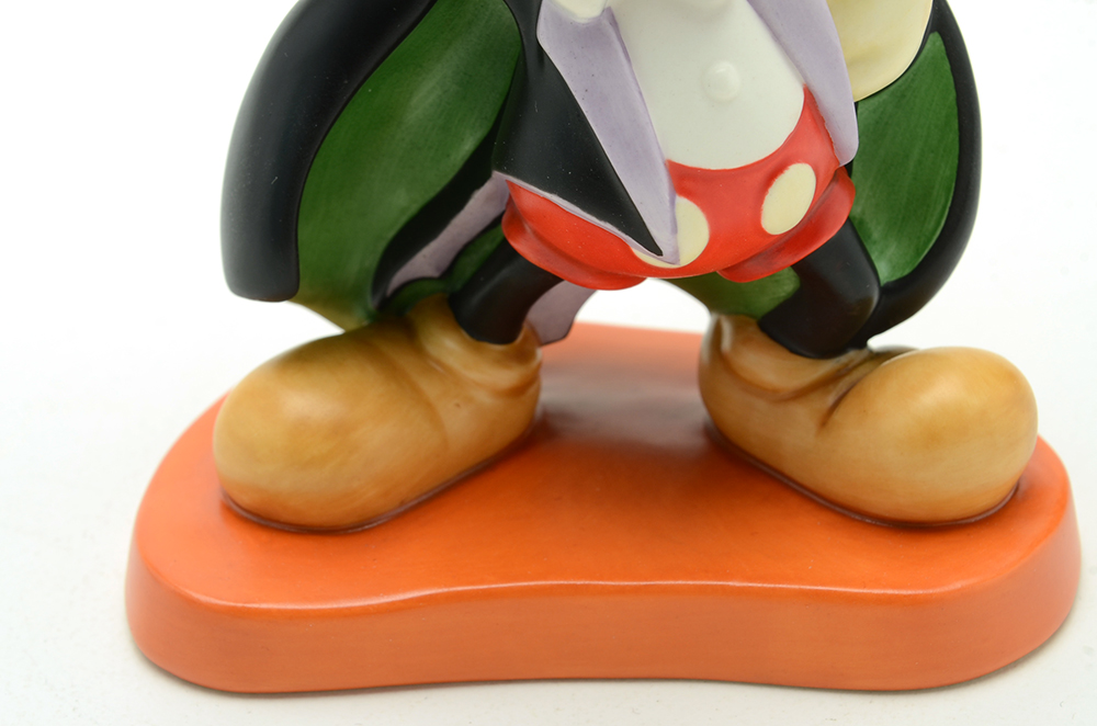 Walt Disney Classics Collection Magician Mickey Mouse Figurine