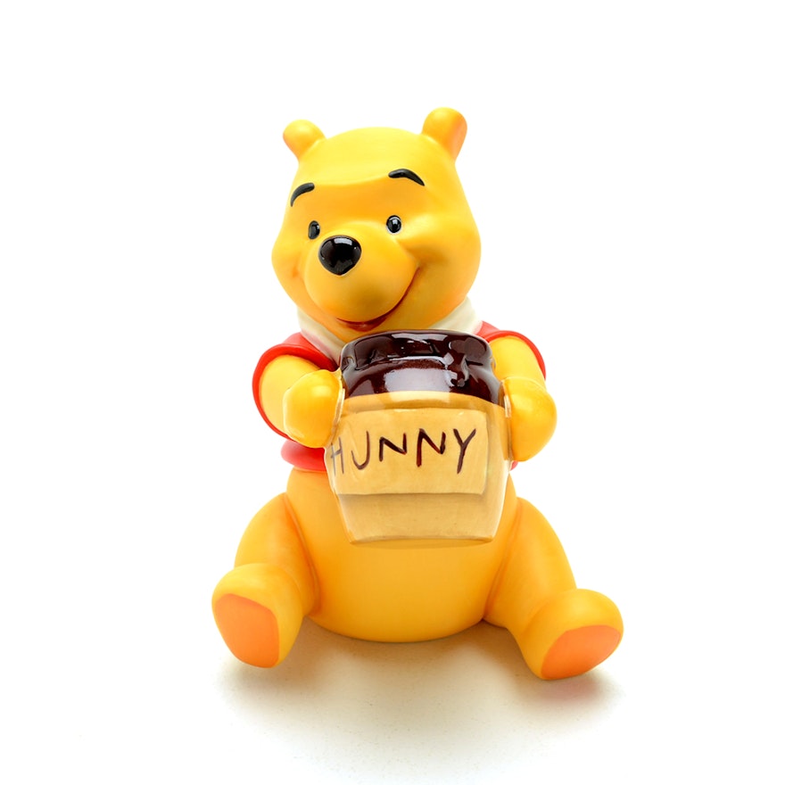 Walt Disney Classics Collection Winnie the Pooh Figurine
