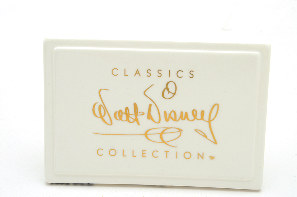 Walt Disney Classic Collection Dealer Plaque and Pins