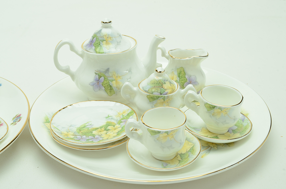 English Miniature Tea Sets