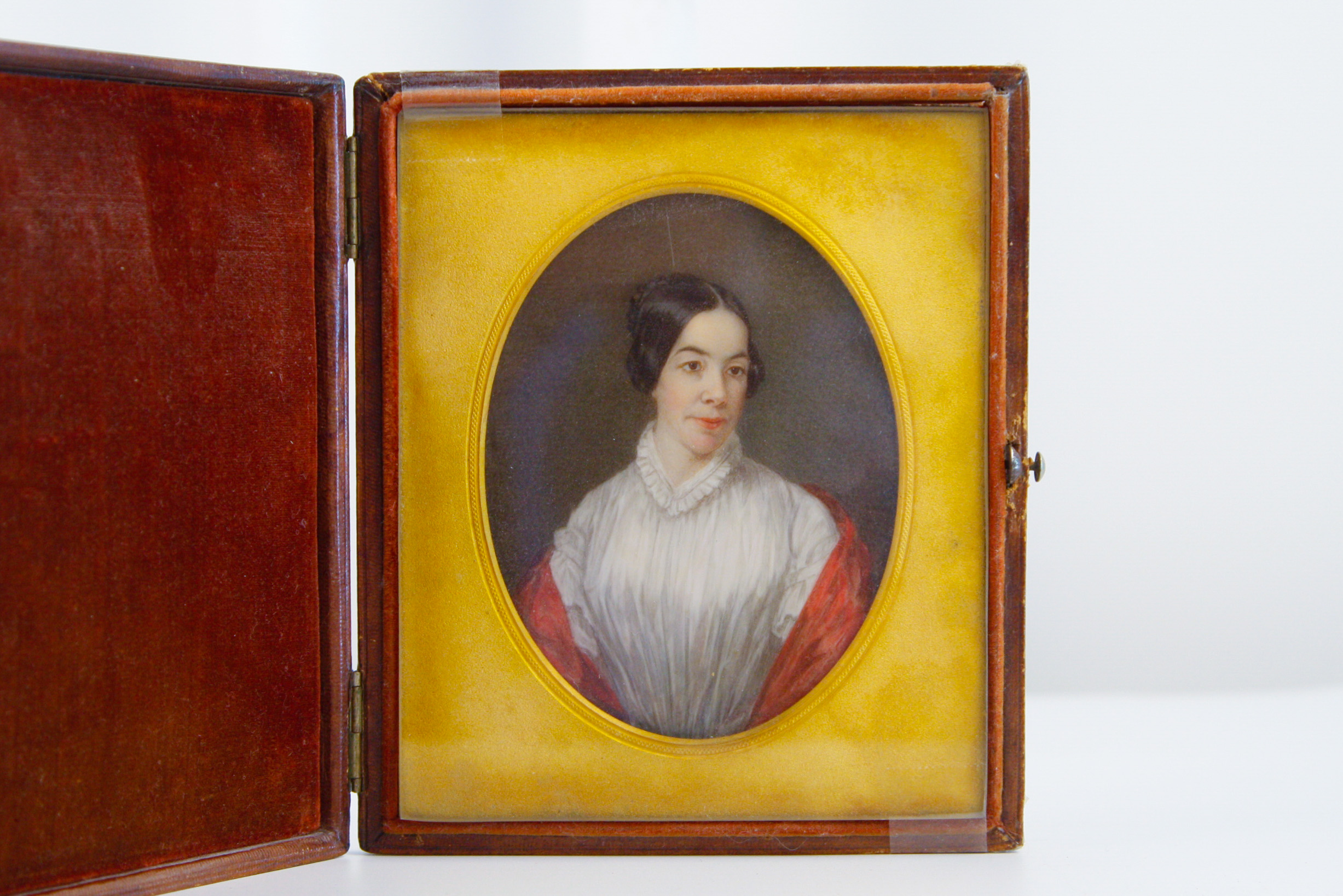 Very Fine 19th C. American Portrait Miniature in Hinged Leatherbound Frame