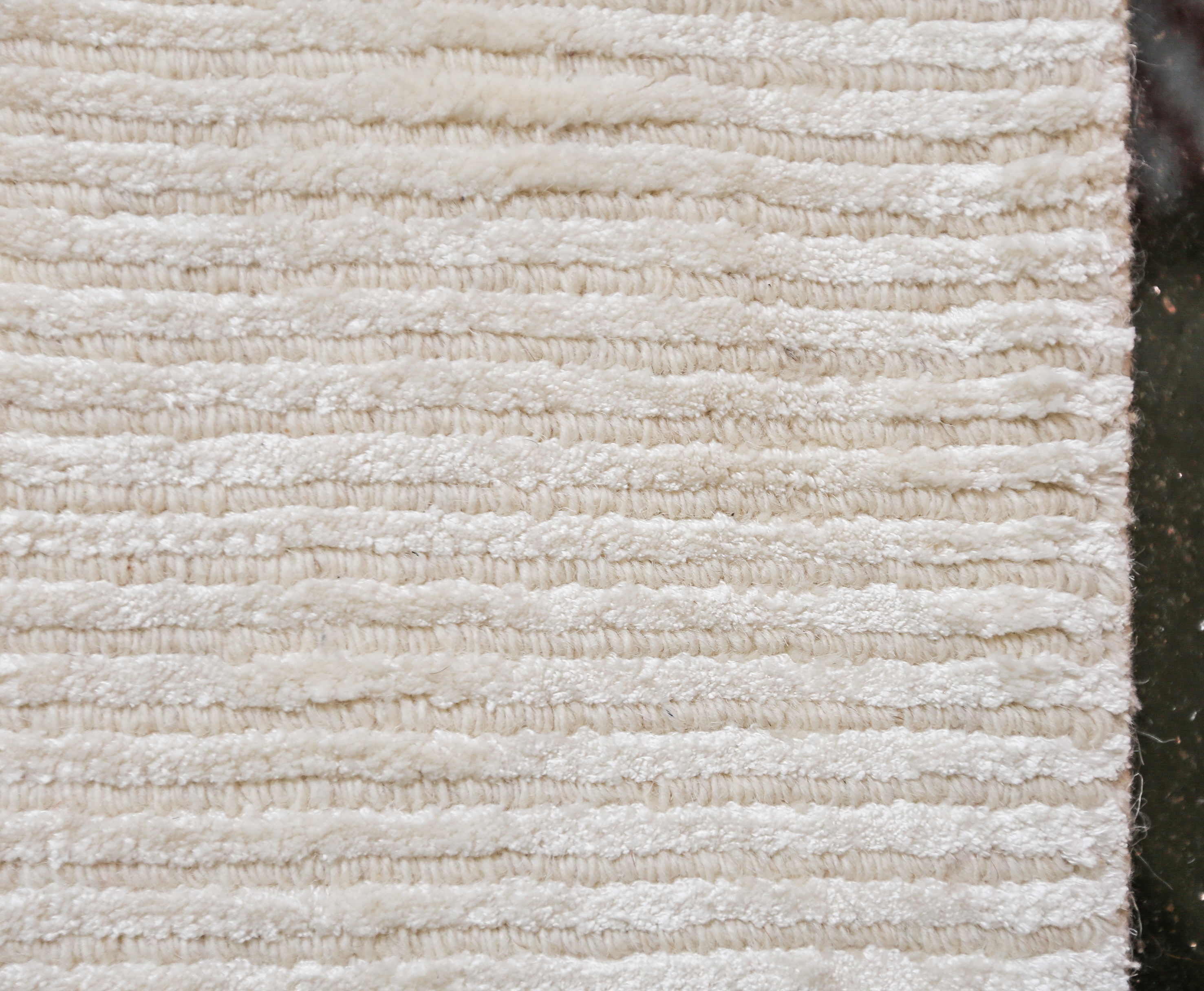 LG Sourcing Cream Area Rug