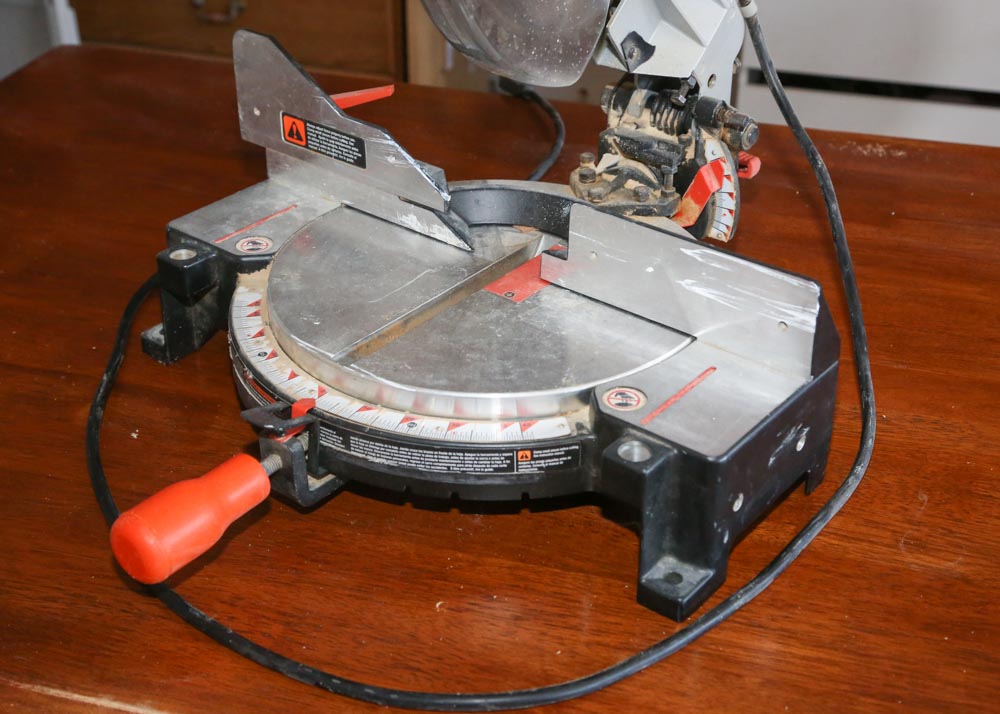 Black & Decker Miter Saw