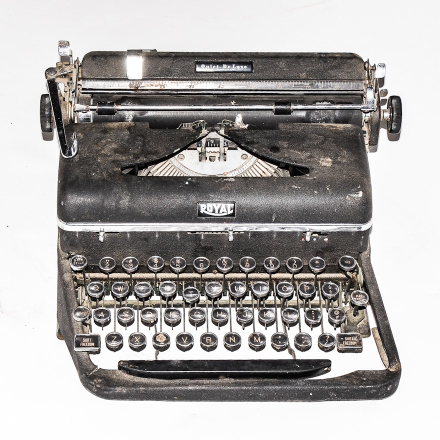 Royal Quiet de Lux Typewriter