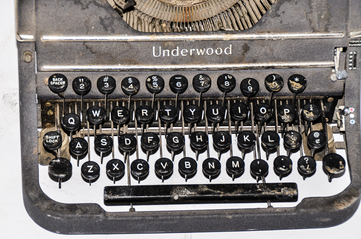 Vintage Underwood Universal Typewriter
