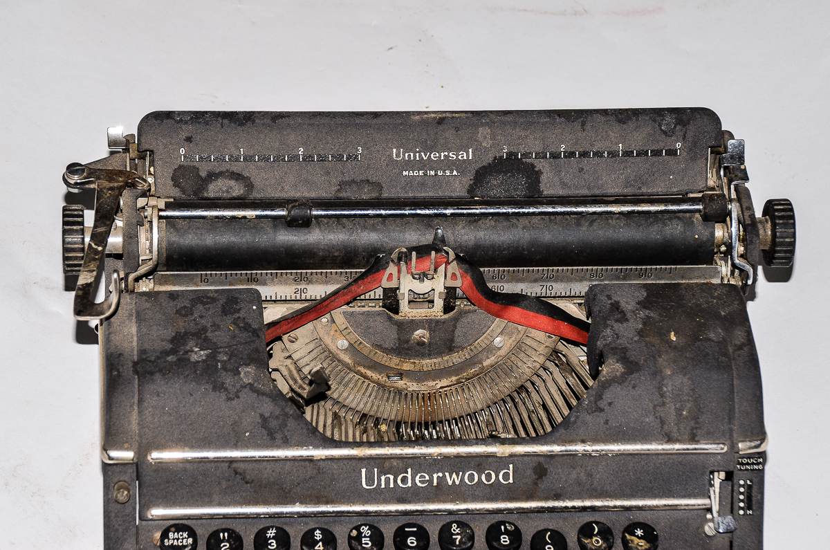 Vintage Underwood Universal Typewriter