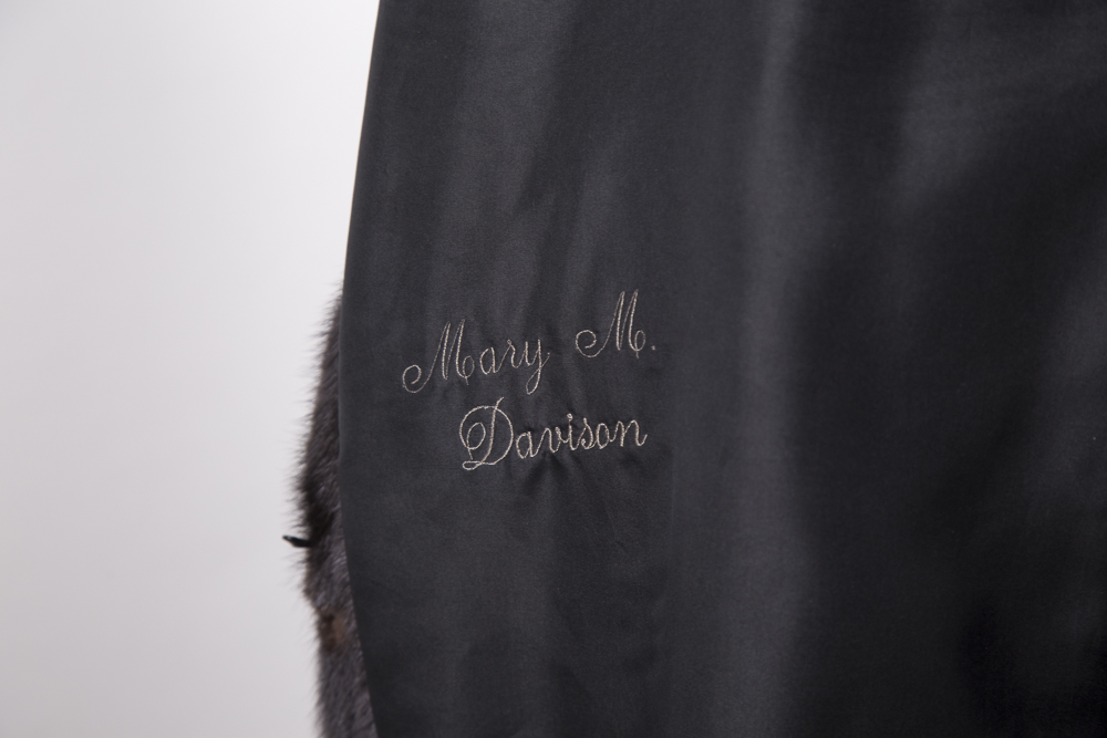 Women's Mano Swartz Mink Coat and Headwrap