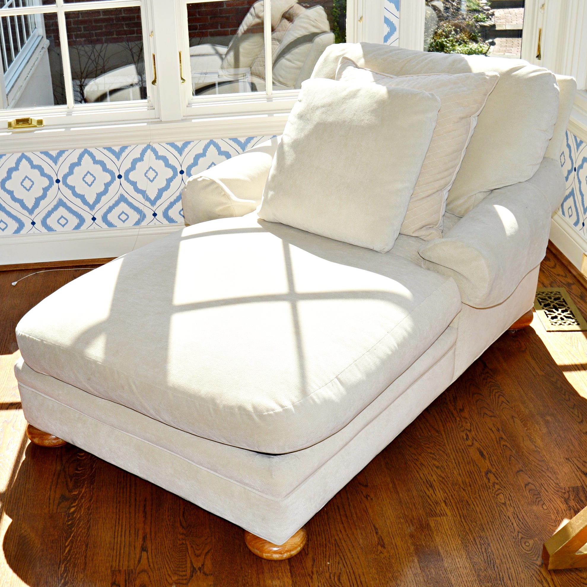 Textured Cotton Chaise