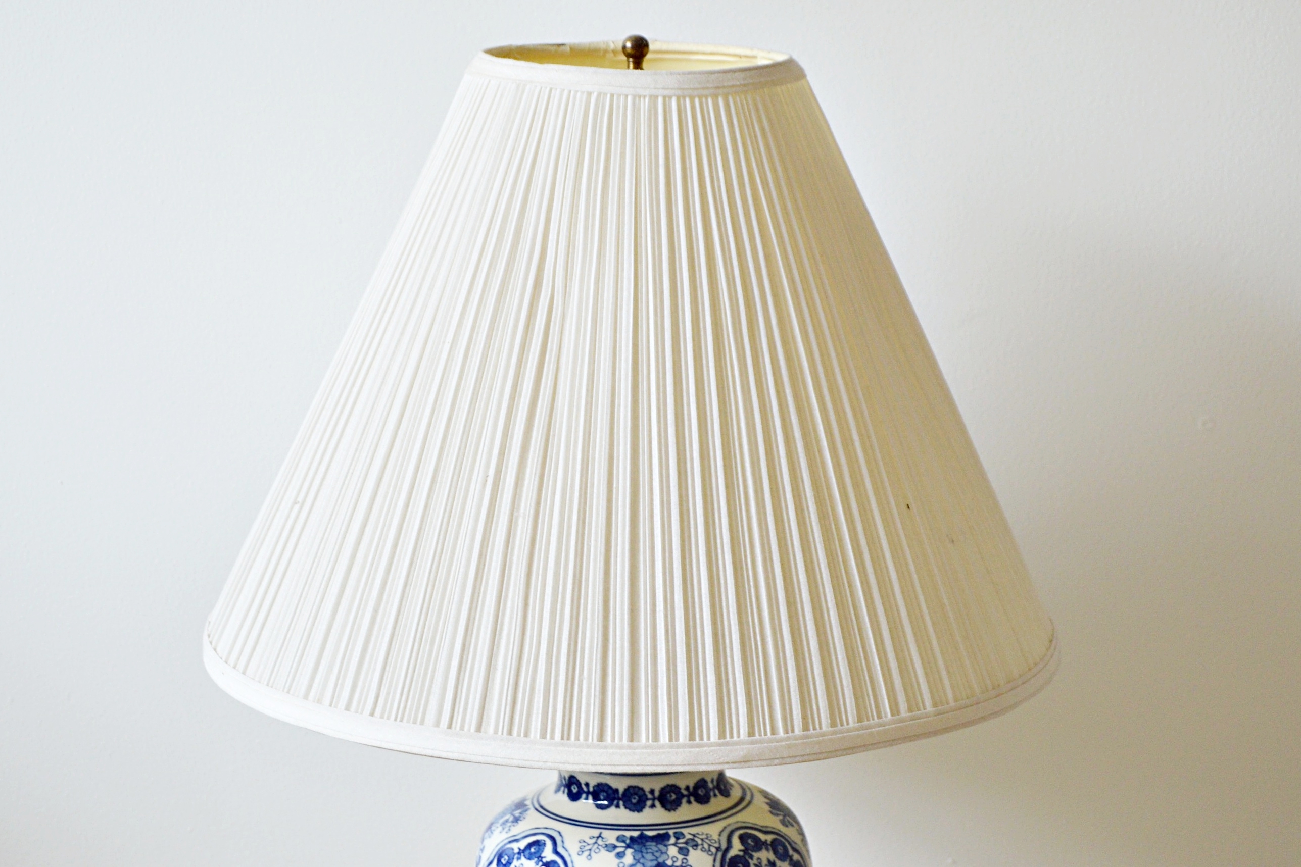 Chinoiserie Tamp Lamp